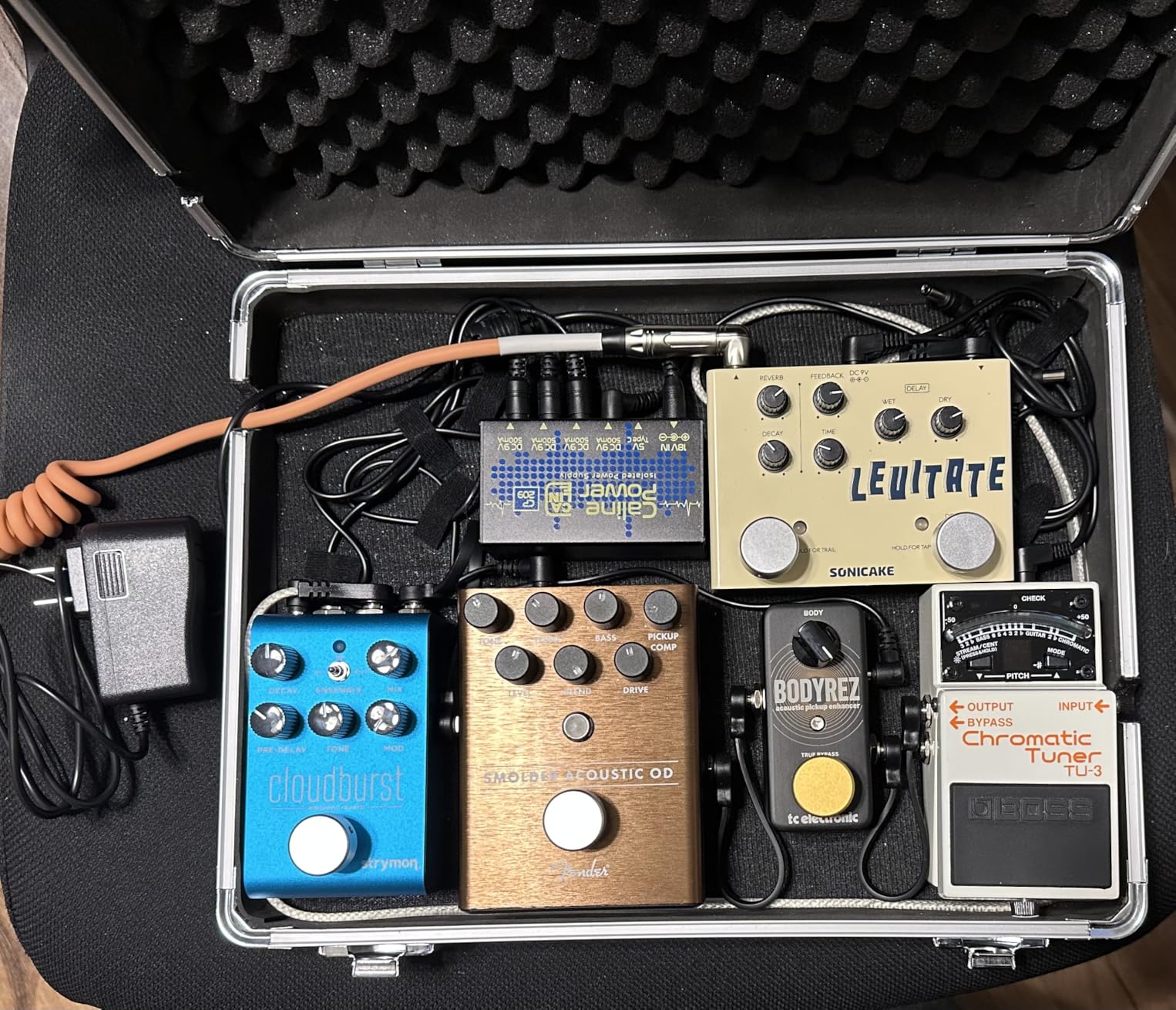 Caline Guitar Pedal Power Supply, 9V 500ma Mini True Isolated Pedal Power Supply With Type-C Outlet and 4 Way Daisy Chain customer photo 2