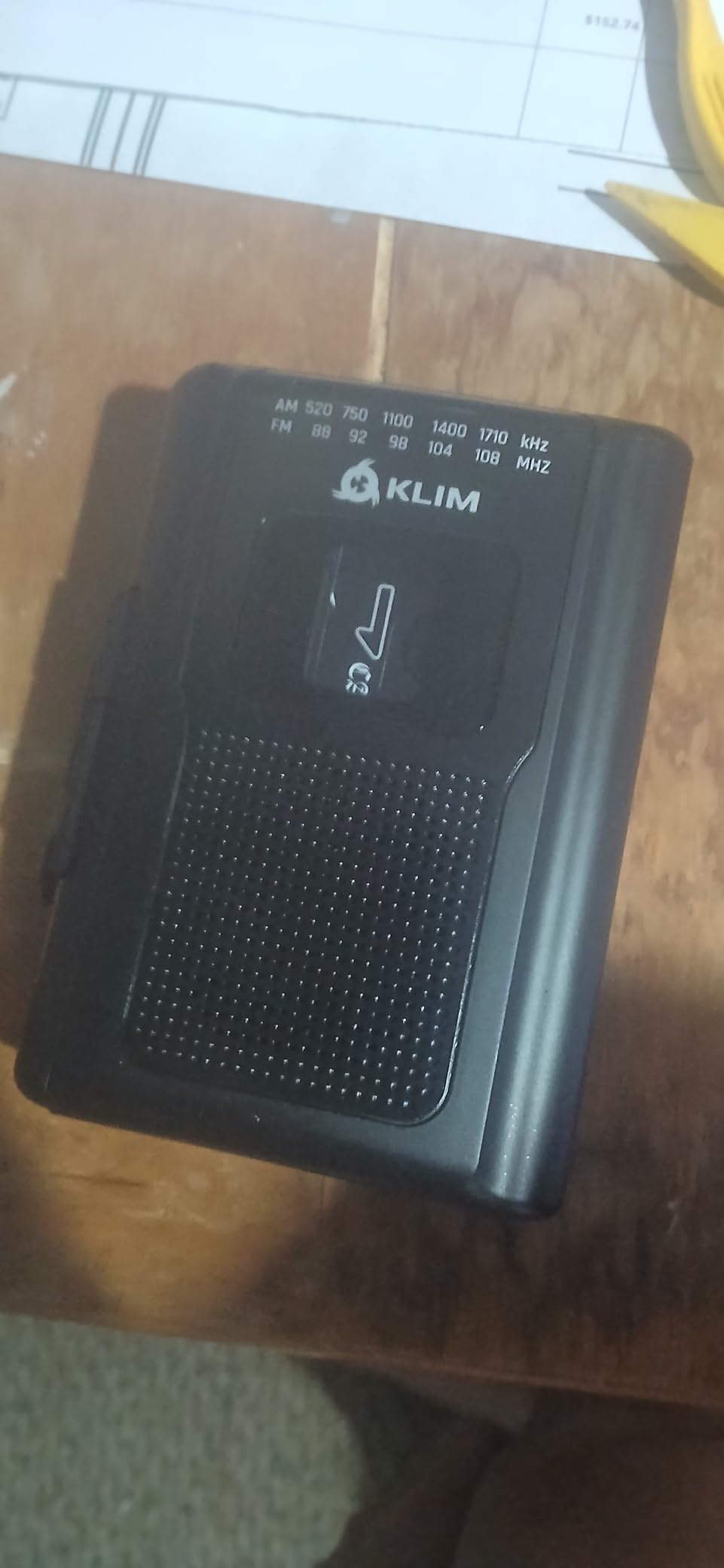 KLIM K8 Cassette Tape Player Portable - Cassette Recorder - NEW Version - AM/FM - Built-in Microphone & Speaker - Headphone Jack & Earphones - Black customer photo 2