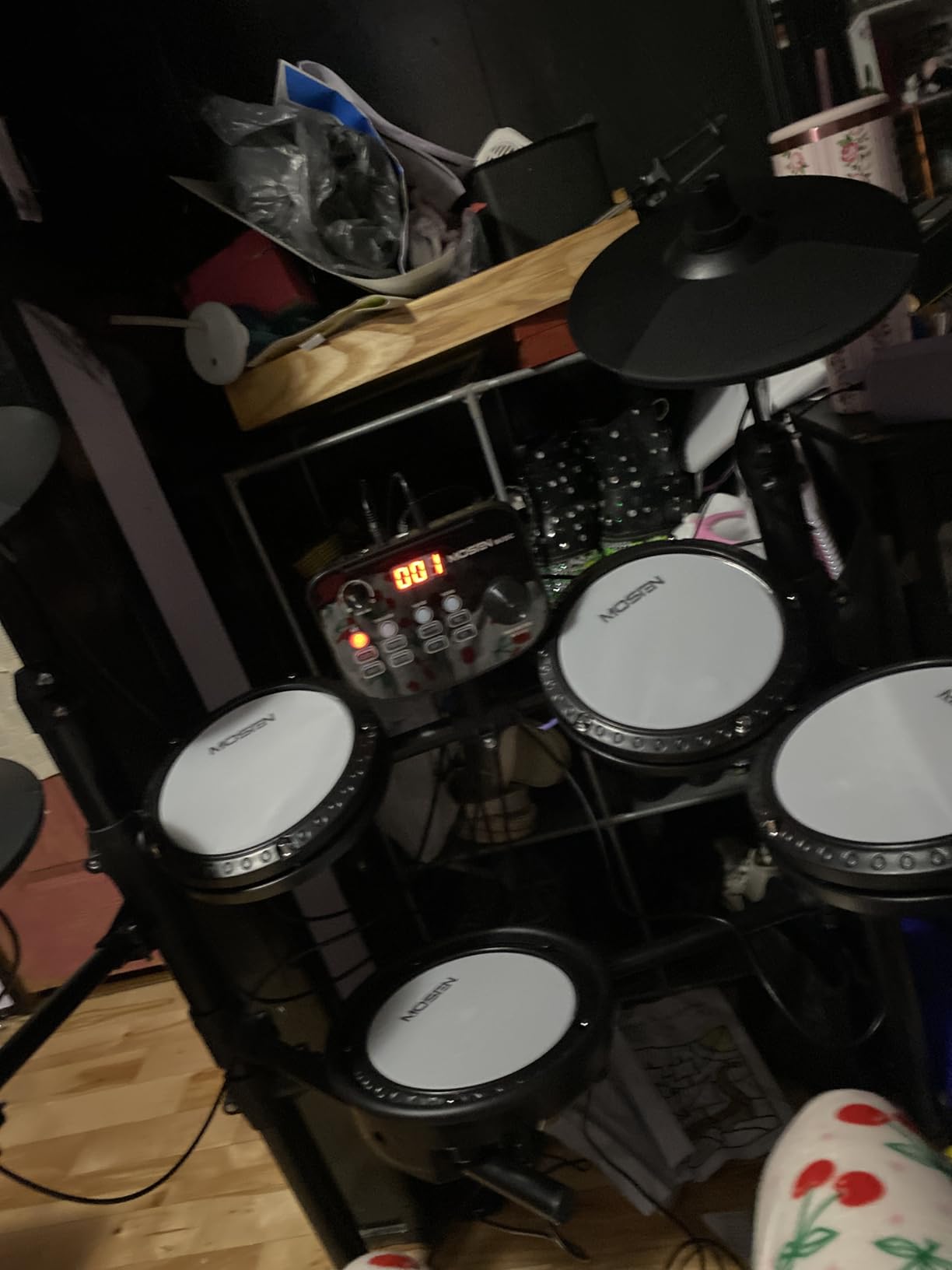 MOSEN Electric Drum Set, Quiet Mesh Drum Pads, Dual-Zone Snare, 195+ Sounds, Phone Holder, Sticks, Headphones, USB MIDI, 2 Pedals, 25 Electronic Drums Kit for Beginner, MED-X3S customer photo 2