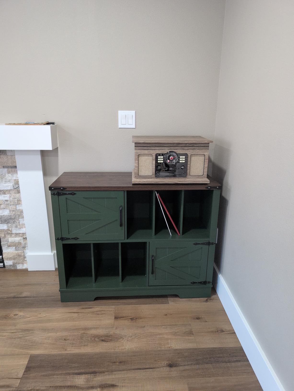 Joaxswe Large Record Player Stand with Vinyl Storage Up to 450 Albums, 39 Inch Farmhouse Wood Navy Blue Vinyl Records Storage Cabinet with Barn Doors, Mid-Century Turntable Stand for Living Room customer photo 2