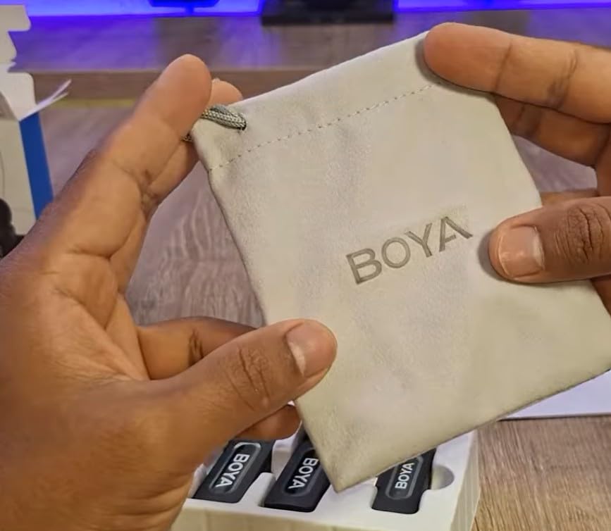 BOYA BY-V20 Wireless Microphones for iPhone 17/16/15 & Android/Laptop with USB-C Port, 328ft Range, 9H Battery Life, Noise Reduction Mini Mic Clip on Lapel Microphone Wireless for Video Recording customer photo 2