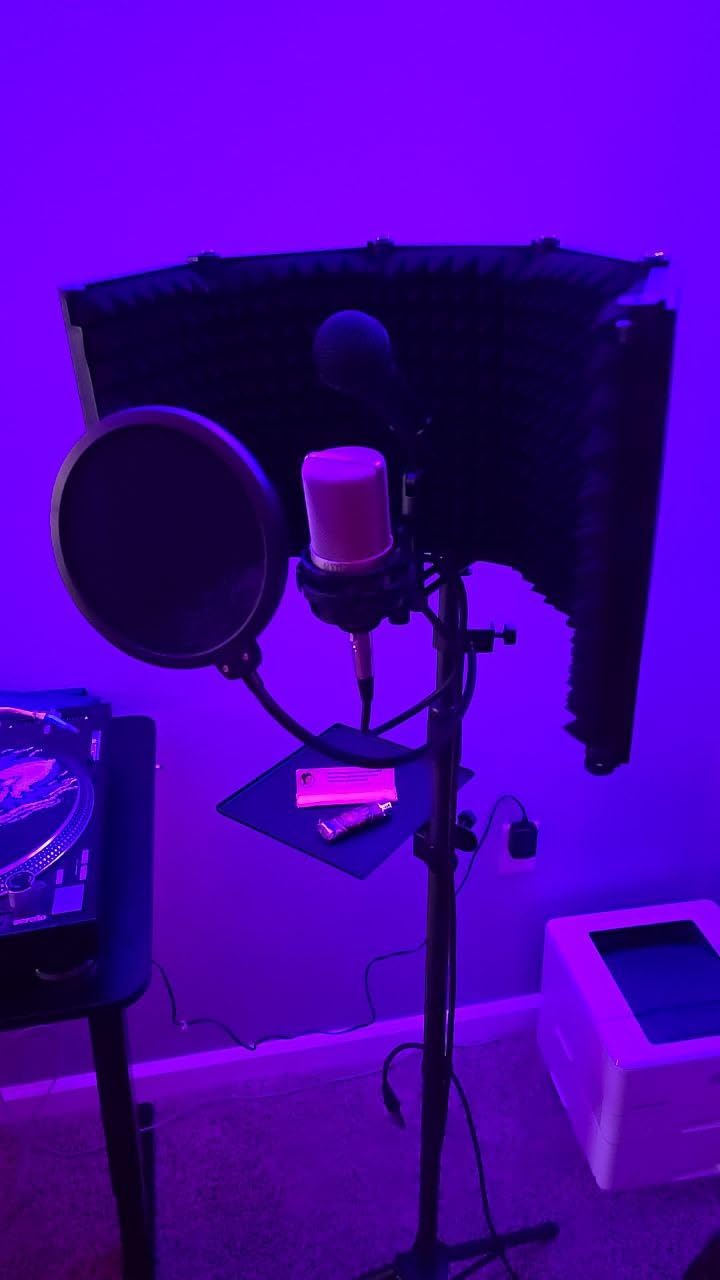 Microphone Stand With Isolation Shield,Recording Studio Equipment With Pop Filter,Tripod Stand, Foldable Mic Shield With Sound Insulation For Recording Studio, Podcasts,Broadcasting customer photo 1