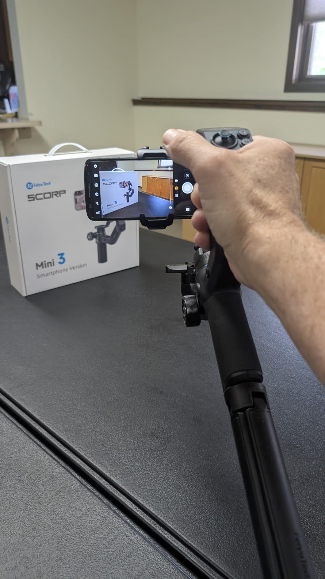 FeiyuTech SCORP Mini 3 Gimbal Stabilizer for Smartphone, Built-in AI Tracking Module & Cooling Fan, 2KG Payload 3-Axis Phone Gimbal with Integrated Grip Design, Gimbal Stabilizer for iPhone & Android customer photo 2