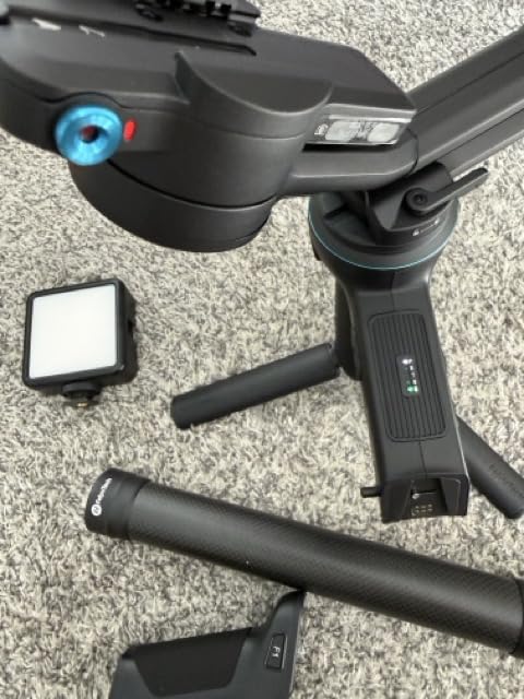 FeiyuTech SCORP 3 KIT Gimbal Stabilizer for DSLR and Mirrorless Camera, AI Tracking, Detachable Handle, 3-Axis Gimbal for Sony/Canon/Nikon/Fujifilm, Max 3.5KG/7.72lbs customer photo 2