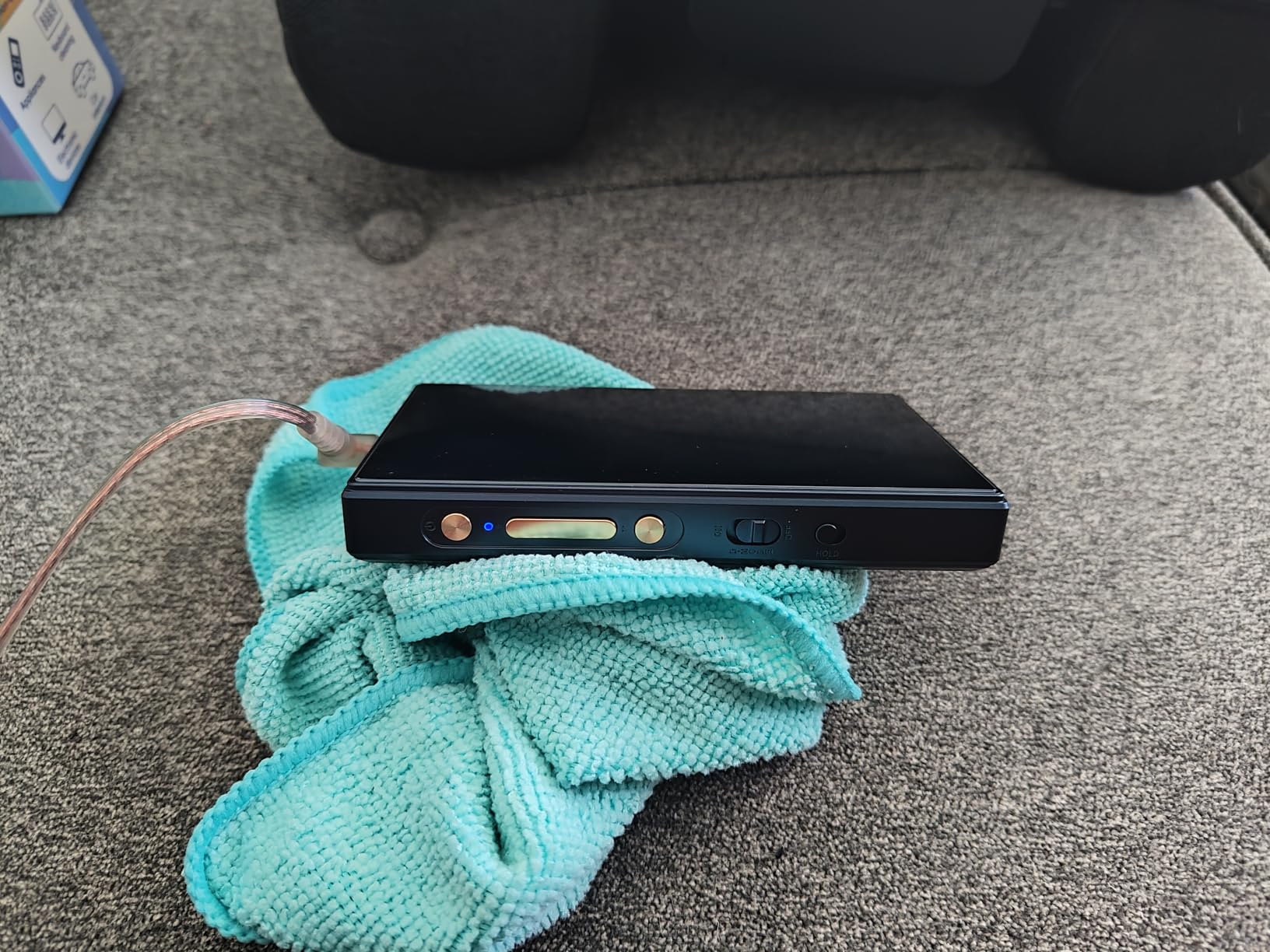 FiiO M21 Android 13 Portable Music Player MP3 Walkman Snapdragon 680 4* CS43198 DAC Chips Hi-Res Audio DSD Bluetooth LDAC (Blue-Black) customer photo 2