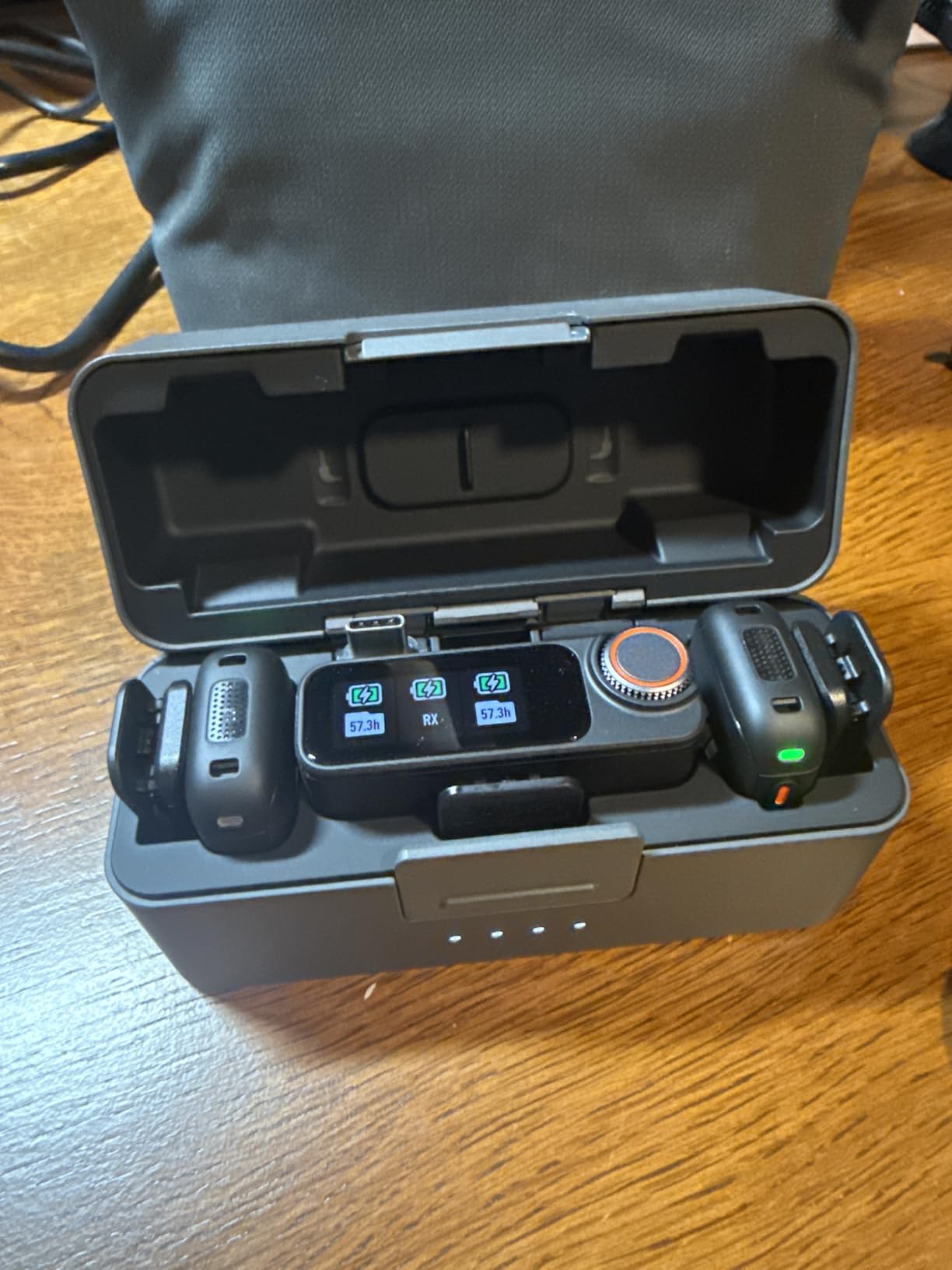 DJI Mic 3 (2 TX + 1 RX + Charging Case), Wireless Microphone, Mini Mic for iPhone/Camera/Android, Ultralight, Adaptive Gain Control, Dual Band Anti-Interference, 28h Use, Vlog customer photo 1