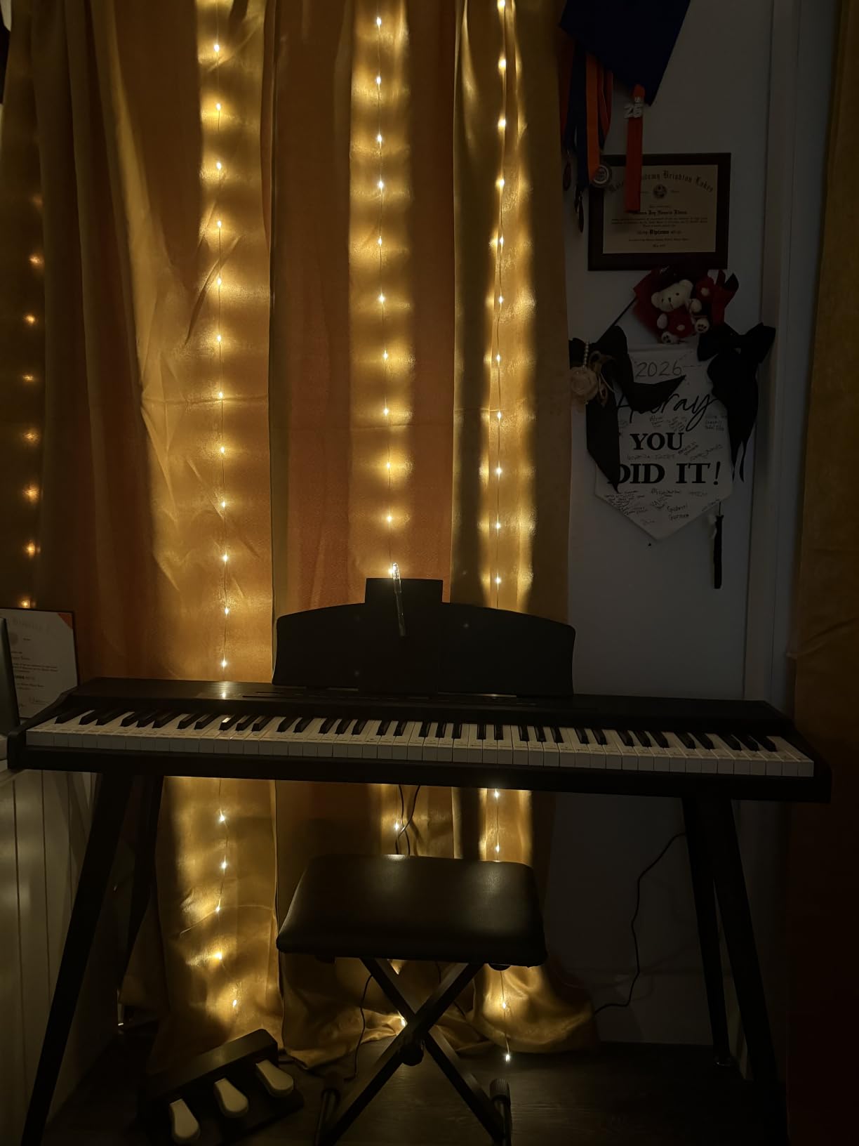 Ktaxon 88 Key Keyboard Piano Set, Full Size Digital Piano with Multi-Adjustable Height Bench, Powerful Functional Panel, Professional 3 Pedal Unit and Dual Mode Connectivity for Beginner(Black) customer photo 2