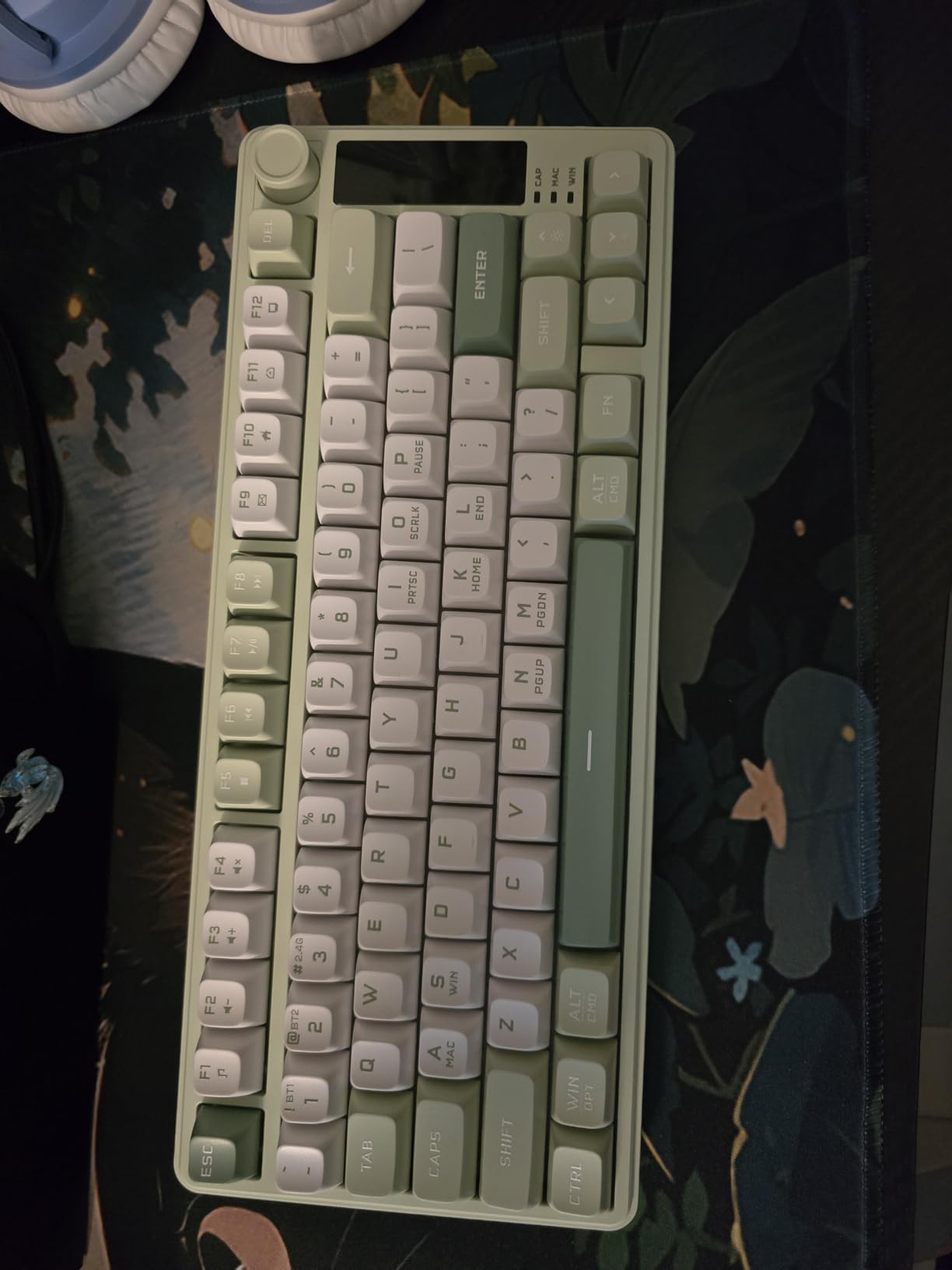 Womier DK75 75% Wireless Gaming Keyboard, RGB Backlit Creamy Keyboard with Media Knob, OLED Screen, Tri-Mode 2.4GHz/USB-C/BT5.0, Anti-Ghosting No-Conflict Silent Membrane Keyboard for MAC Windows customer photo 2