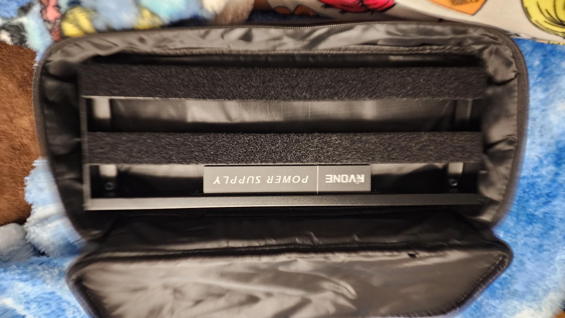 RVONE Extra Large Guitar Pedal Board with Built-in Power Supply | 24.02x12.6