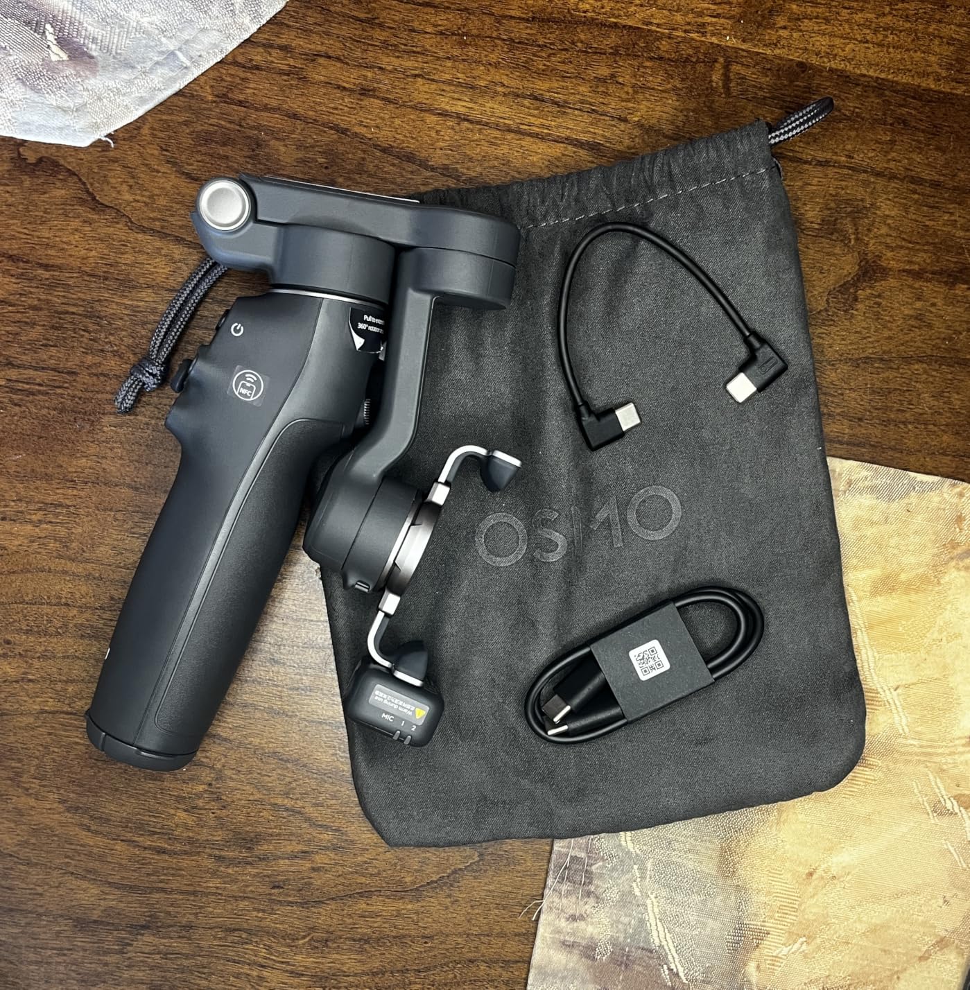 DJI Osmo Mobile 8 Advanced Tracking Combo Gimbal Stabilizer for Phone, AI Native Tracking with Audio & Lighting, 360° Pan Rotation, Built-in Extension Rod & Tripod, 10h Battery, Extension Rod customer photo 1