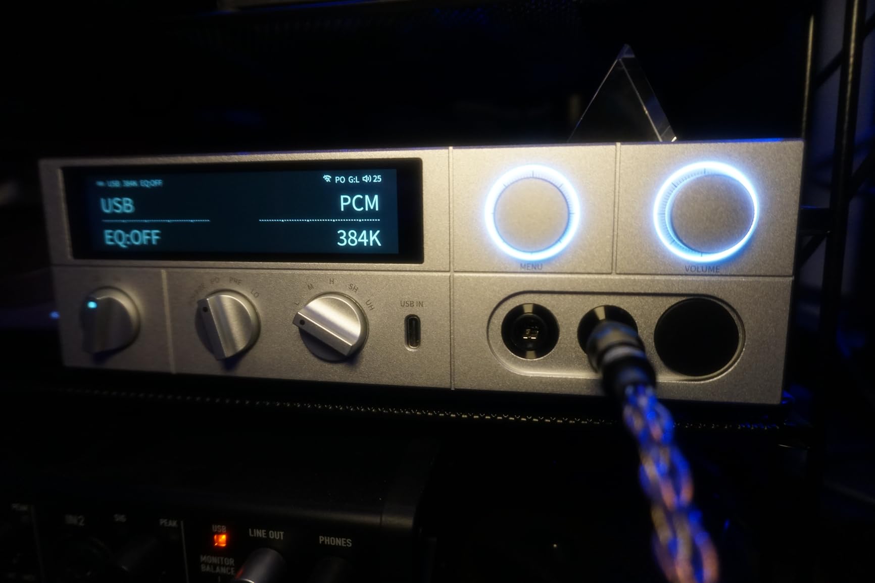 FiiO K15 Full Balance HiFi DAC and Headphone amp AK4497Sx2,Bluetooth 5.1 LDAC, Discrete Class AB Amplifier,USB Support DSD512 & PCM768kHz. Coaxial/Optical/XLR4 with Remote Control (Silver) customer photo 2