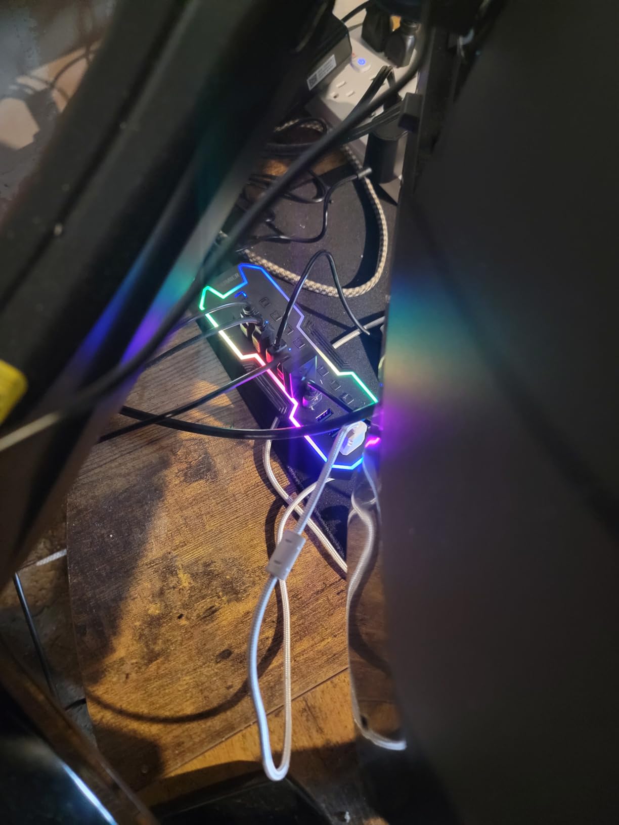 Powered USB Hub, 10 Ports USB 3.0 Hub with RGB LED Strip | 12V/2A Power Adapter USB Extension,Individual LED On/Off Switches for Mac, PC, Desktop, Flash Drive, Mobile HDD customer photo 1