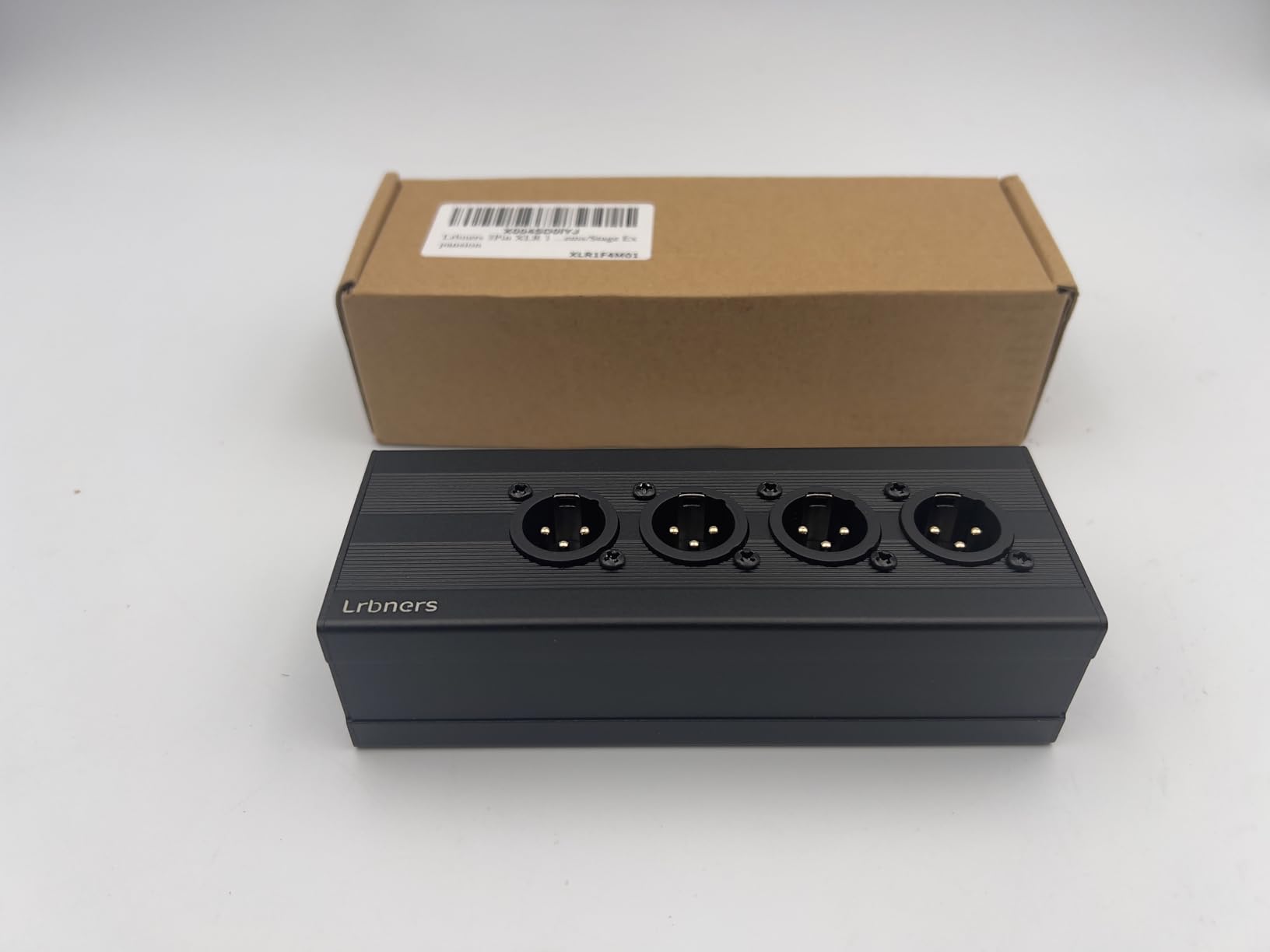 3Pin XLR 1 Female to 4-way Male Audio Splitter Box - Aluminum Alloy Chassis, Locking Connectors, XLR Splitter Box for Mixers/Mics/PA Systems/Stage Expansion customer photo 2