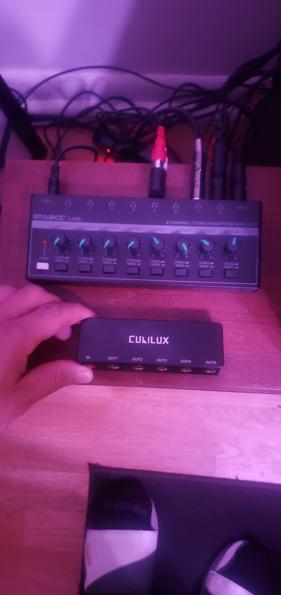 Headphone Amplifier 6 Channel, Stereo Headphone Amp with 3.5mm&6.35mm Input and Output, Metal Portable Studio Headphone Amp Splitter, Headphone Mixer with Mono and Stereo for Recording Studios customer photo 1