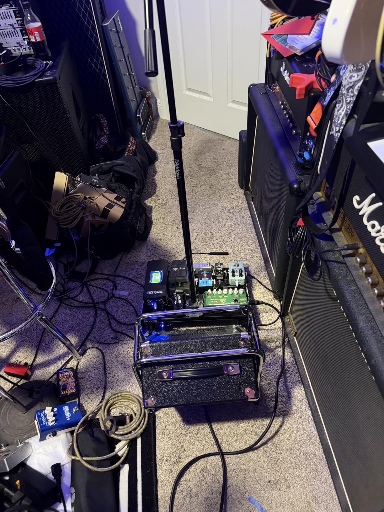 D'Addario XPND Core Pedalboard - Large Double Row Guitar Pedal Board - Strong and Lightweight customer photo 1