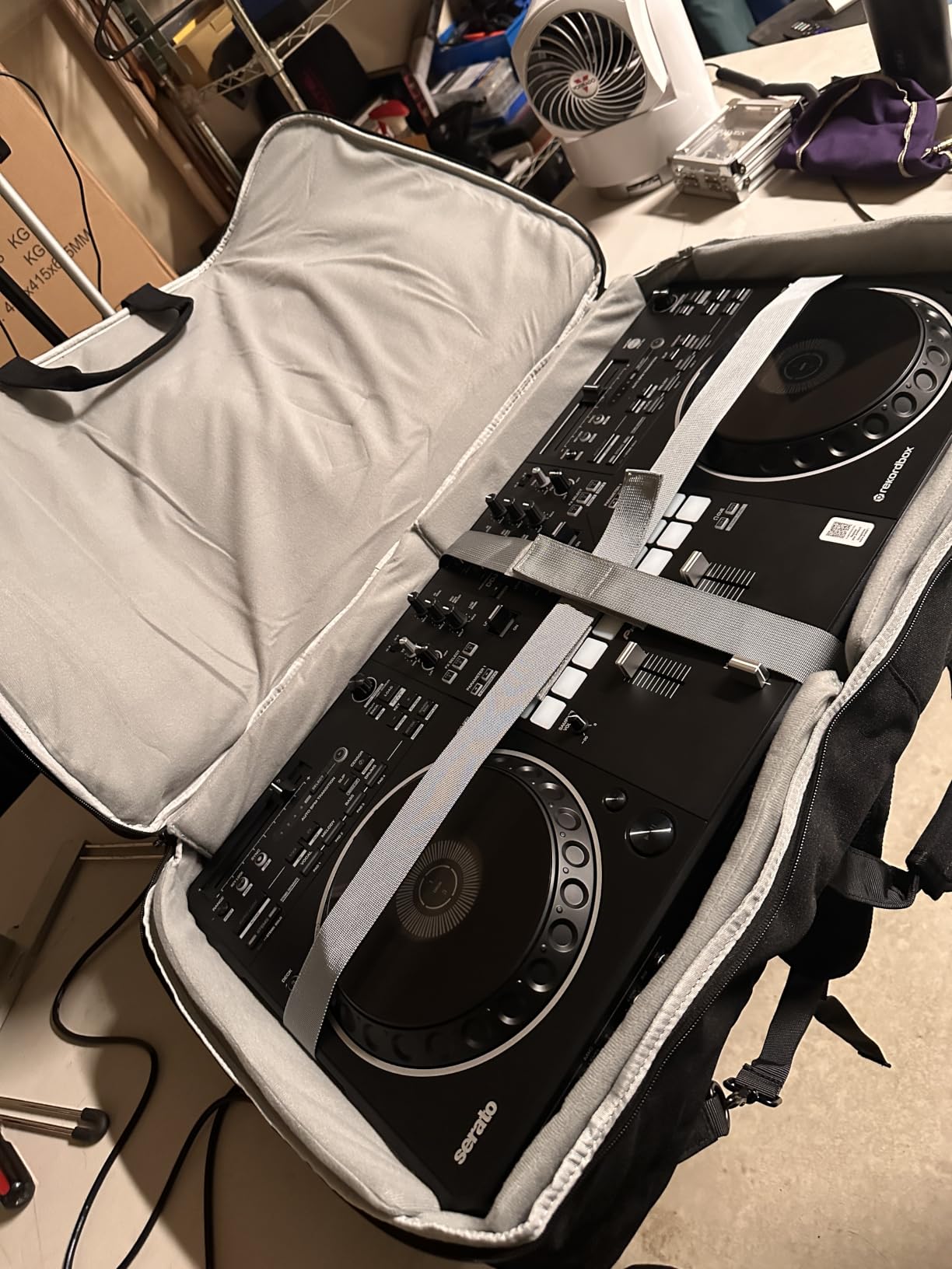 AUROTIER DJ Controller Bag for DDJ FLX10/DDJ REV5/DDJ GRV6/DDJ FLX6/DDJ 1000/DDJ 800, Padded DJ Backpack with Multi-pocket for 17 Inch Laptop, DJ Carrying Mixer Case for DJ Equipment, Black customer photo 1