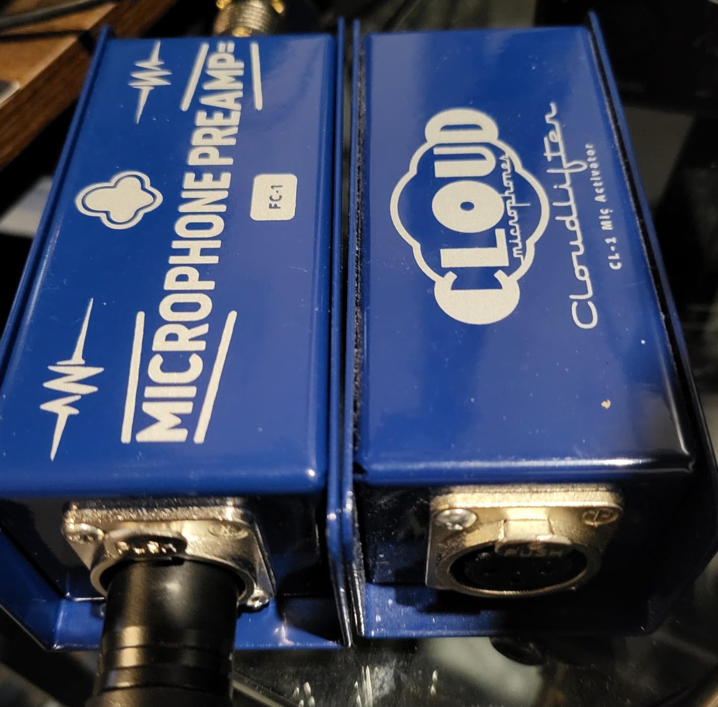 FC-1 Dynamic Mic Preamp Gain Booster | Ultra-Clean Gain Amplifier for Podcasting, Studio Recording & Live Sound customer photo 1