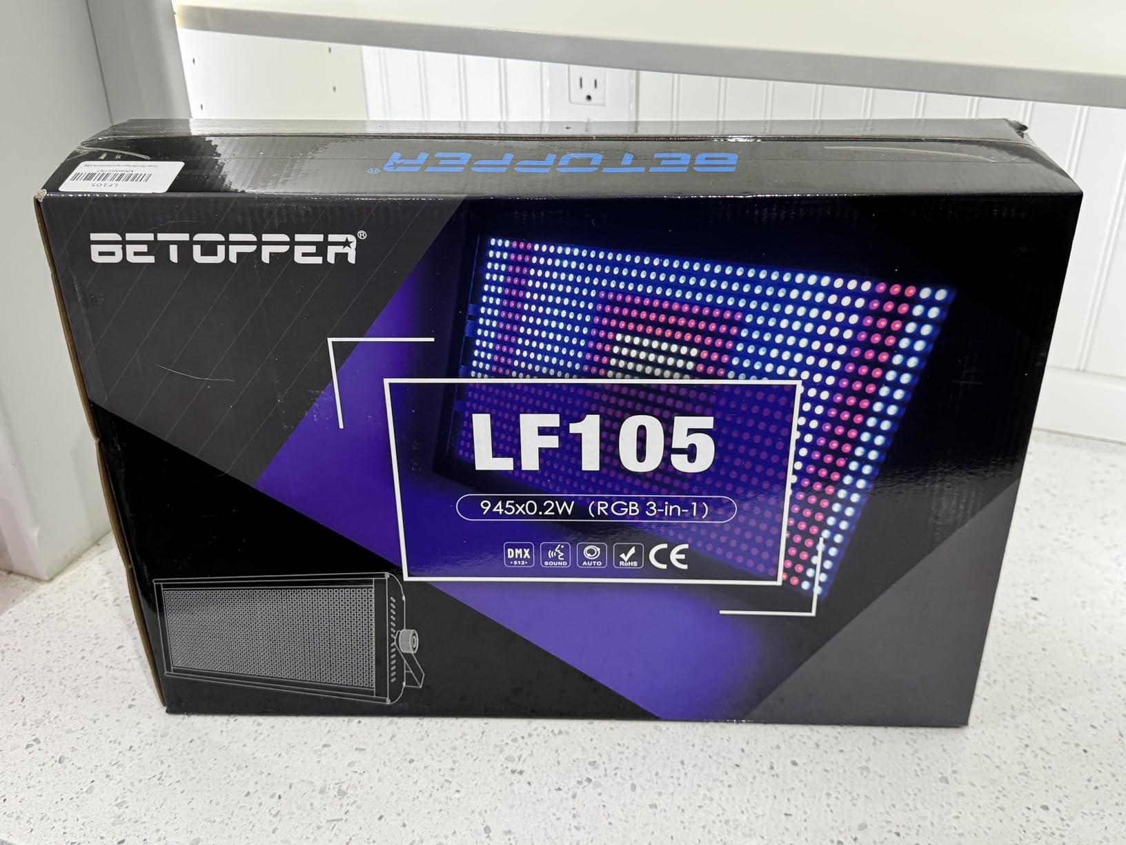 Betopper Stage Strobe Light Bar, 945 * 0.5W RGB LED Stage Light Bar with 7x15 Pixel Control Zones,30Hz Strobe Speed,DMX512 Sound-Active Flash DJ Light Bar,Disco Wash Lighting for Club,4 Packs customer photo 2