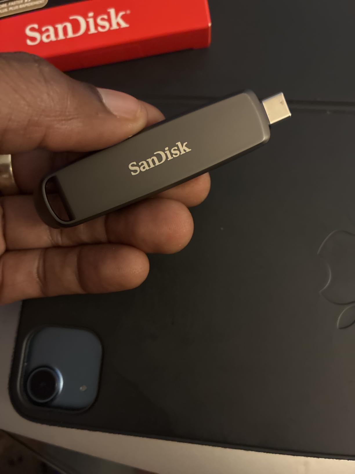 SANDISK 256GB Extreme PRO Dual Drive - Up to 1,000MB/s, USB Type-C, and USB Type-A, High-Performance Flash Drive - SDDDE1-256G-G46 customer photo 2