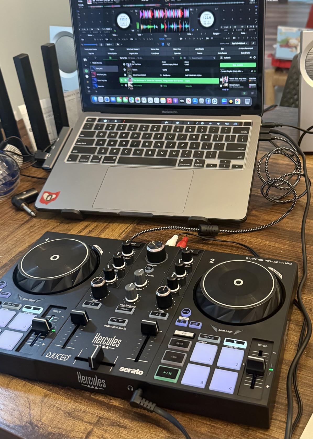Hercules DJControl Inpulse 200 MK3 - Ideal DJ Controller with Serato Lite, Beatmatch light guides, dedicated Stems controls, 8 performance pads, touch jog wheels customer photo 1