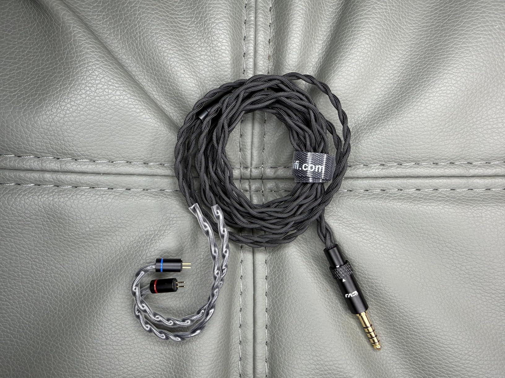 Jackdaw IEM Cable, 3.5/4.4mm Plug, 0.78mm 2pin Earphone Upgrade Cable | in Ear Monitor Cable, 1.25m Detachable Earbud Cord, 400core Oxygen Free Copper Audio Replacement Wire for Audiophile Musician customer photo 2