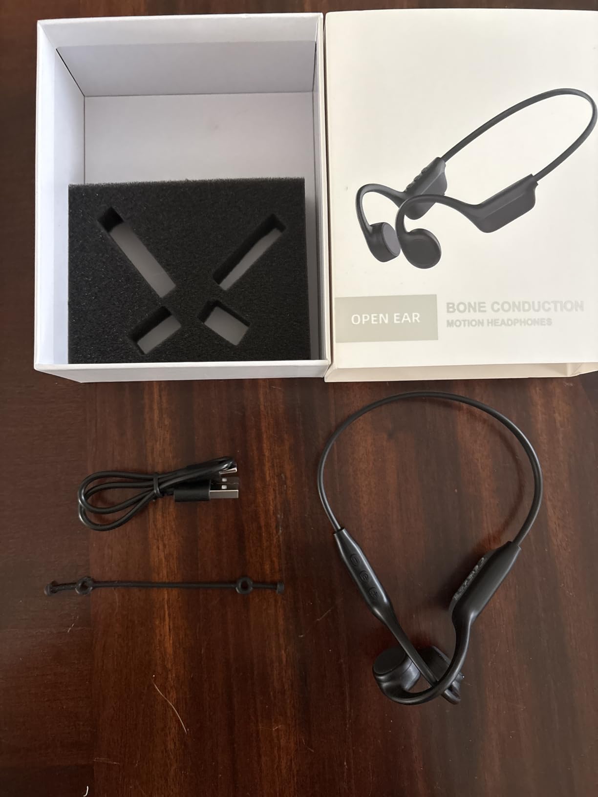2026 Bone Conduction Headphones, Bluetooth 6.0 Open Ear Headphones, Wireless Sports Earphones IPX5 Waterproof, 10H Long Battery Life Playtime for Running, Cycling, Gym (Gray-Black) customer photo 2