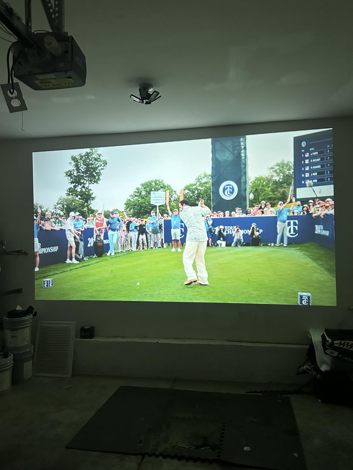 Outdoor Projector with WiFi and Bluetooth, Auto Focus, All-in-One Streaming Proyector, 4K Support, 65W Dolby Audio, Daylight-Enhanced, One-Click Official App Downloads, 2026 Upgraded Grey Model customer photo 1