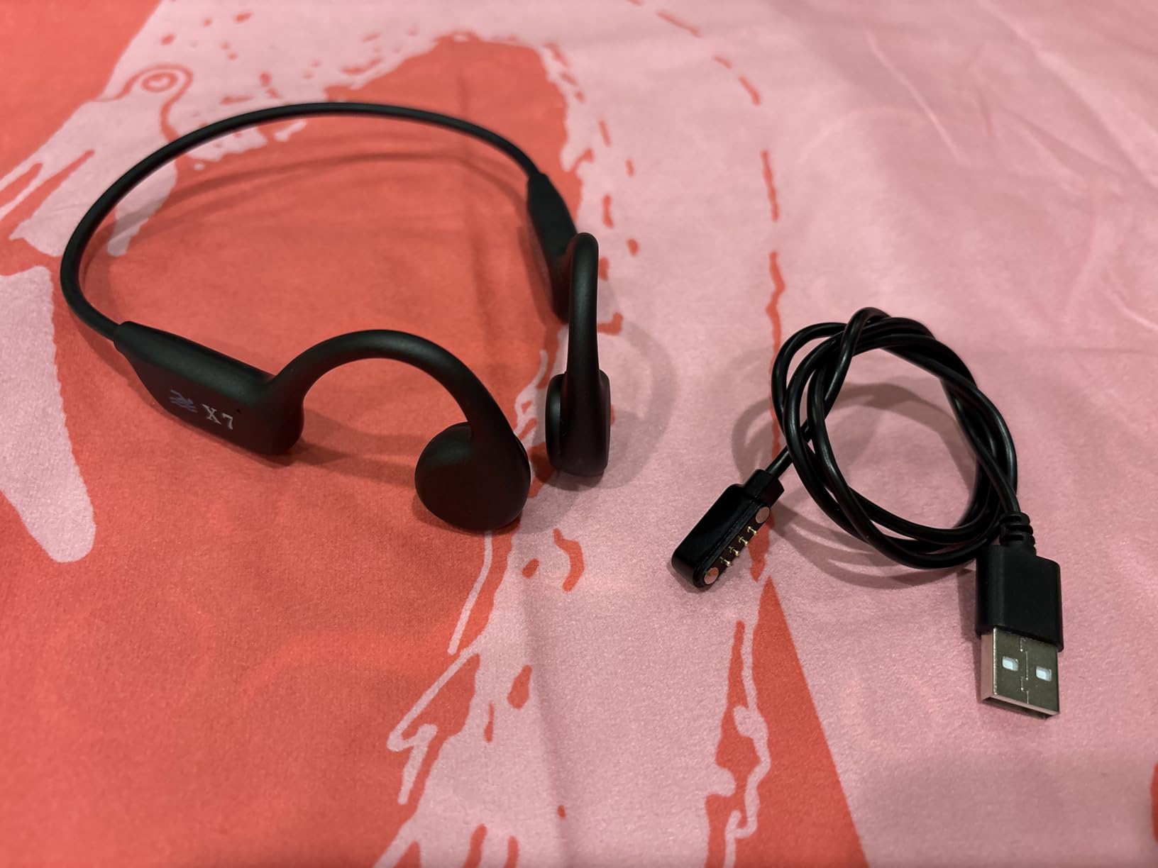 SAMVEK Swimming Headphones, IP68 Waterproof Bone Conduction Headphones for Swimming - Bluetooth 6.1 with MP3 Mode 32GB Memory for Running, Surfing, Cycling customer photo 1