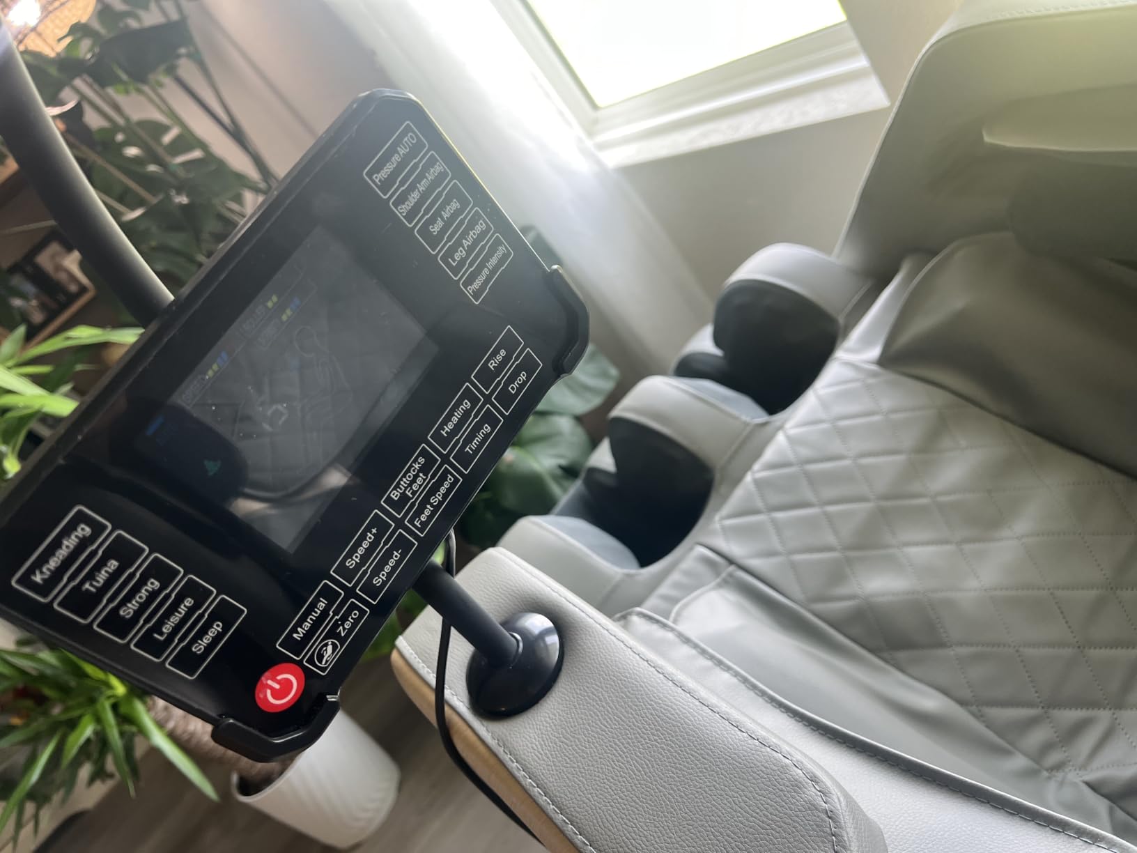 Massage Chair Full Body 14 Fixed Roller Zero Gravity 5 Auto Modes | Zero Gravity Massage Chair with 8 Airbags, Foot Massge, Heating, Phone Controller, Bluetooth Speaker, Nightlights for Home customer photo 1