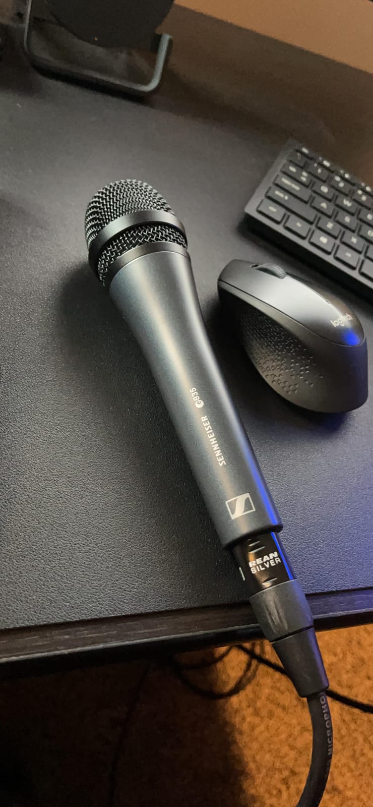 Sennheiser Professional E 835 Dynamic Cardioid Vocal Microphone customer photo 2
