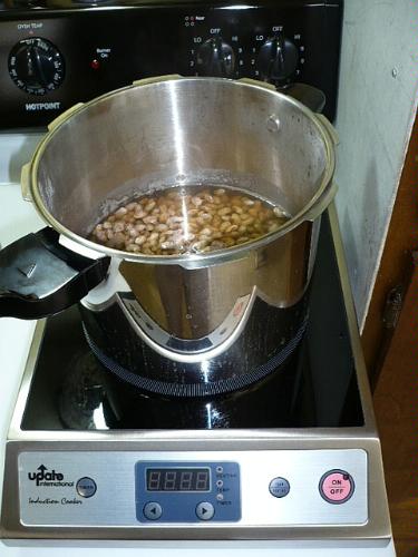 Presto 01362 6-Quart Stainless Steel Pressure Cooker customer photo 1