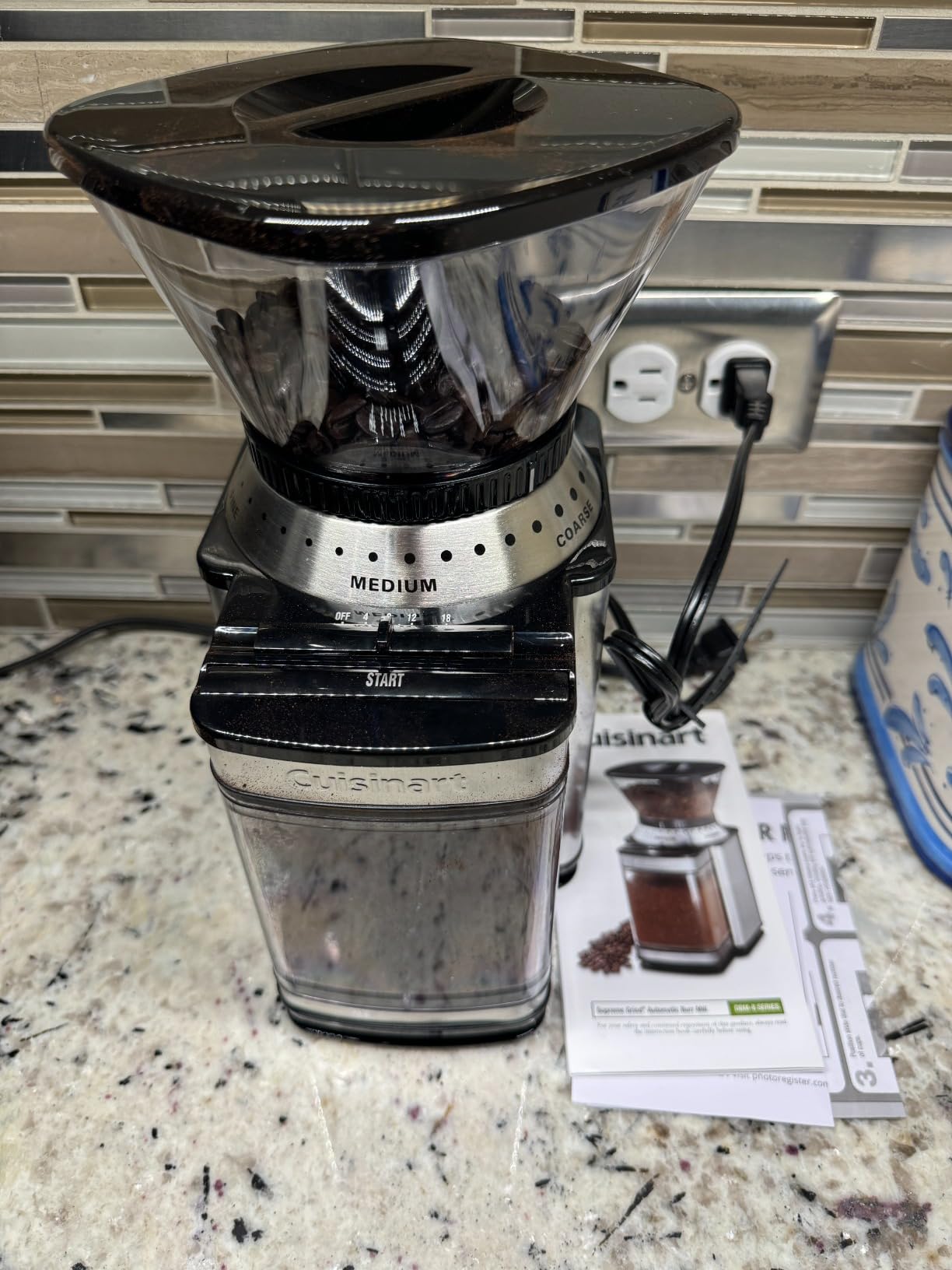 Cuisinart Electric Burr Coffee Grinder, 18-Position Selector, DBM-8P1 customer photo 2