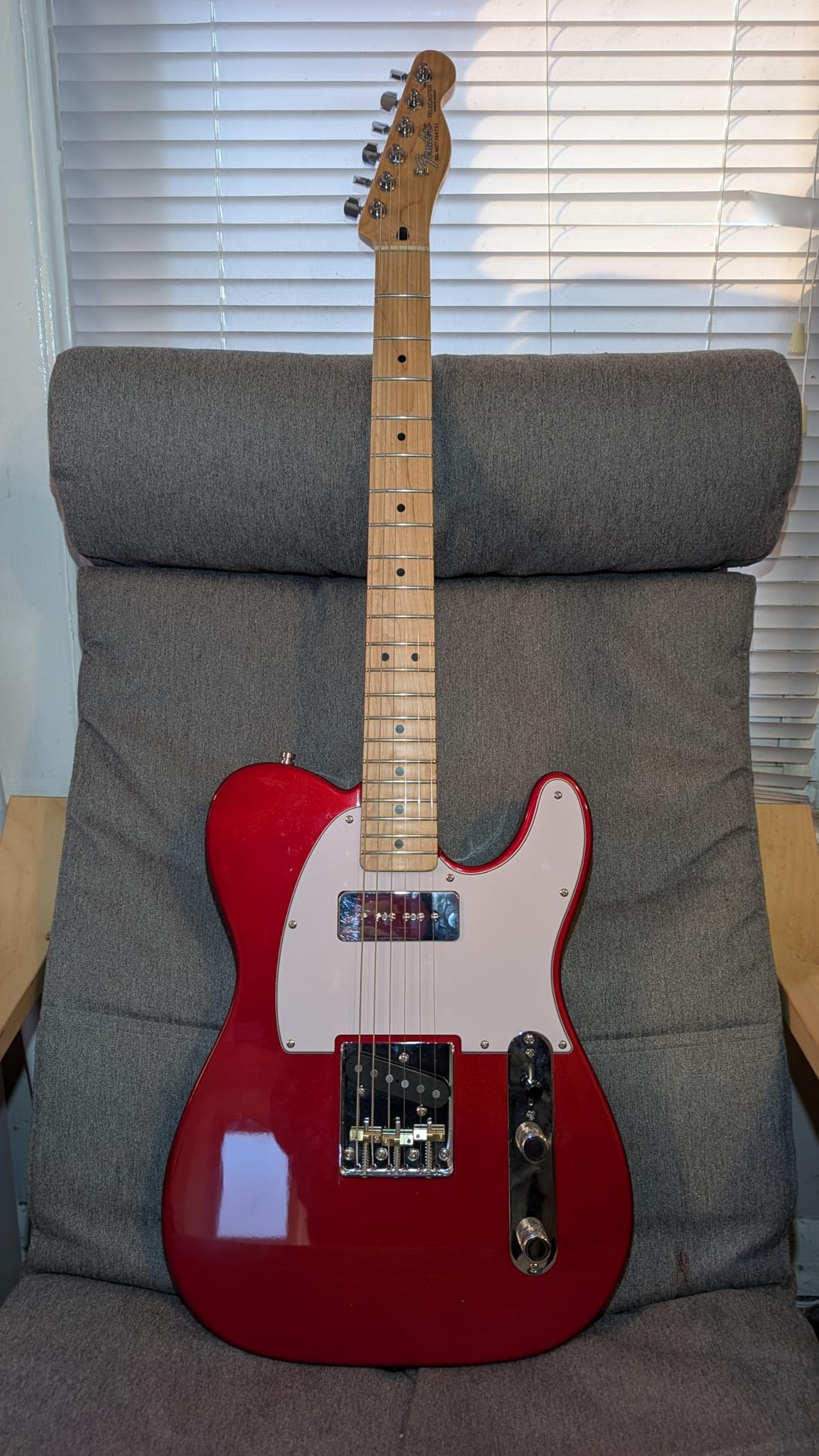 Fender Super 250 Electric Guitar Strings, Nickel Plated Steel, Ball End, 250R .010-.046 customer photo 1