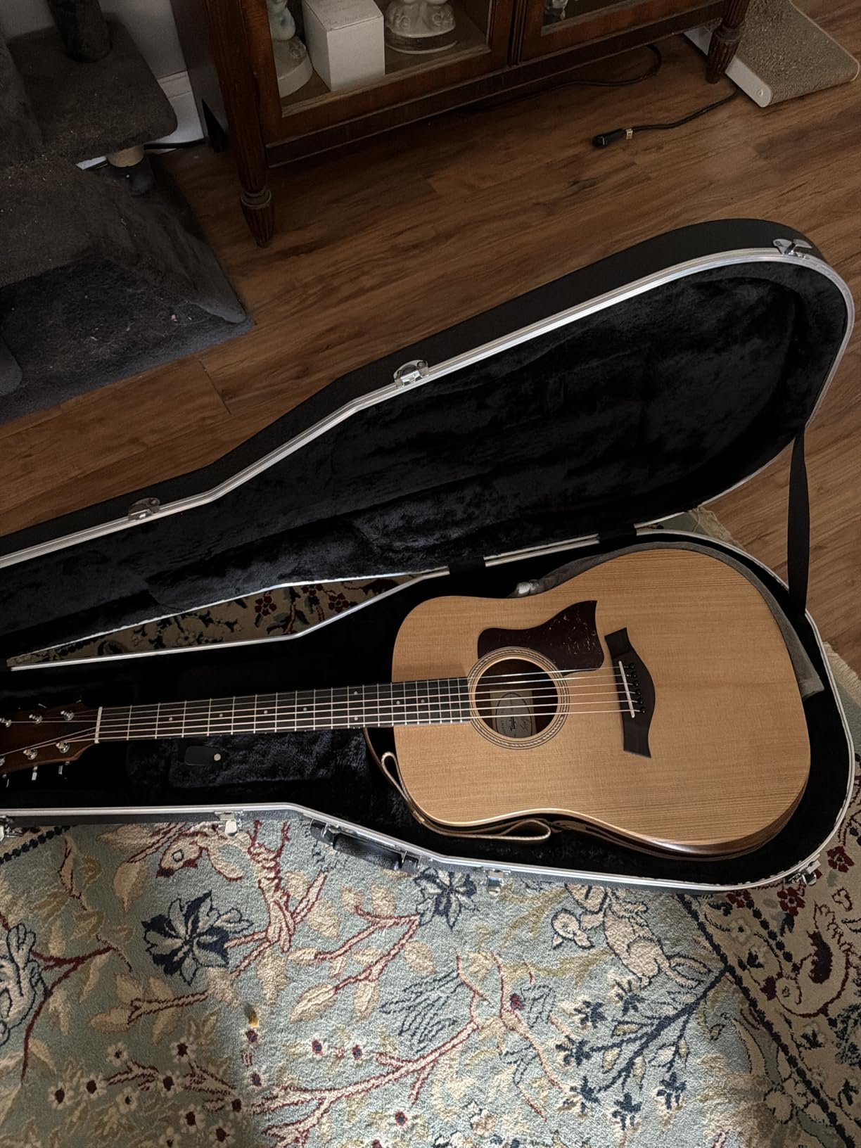 Gator Cases Legacy Series Lightweight Deluxe ABS Molded Case for Dreadnought Style Acoustic Guitars, (GC-DREAD) customer photo 2