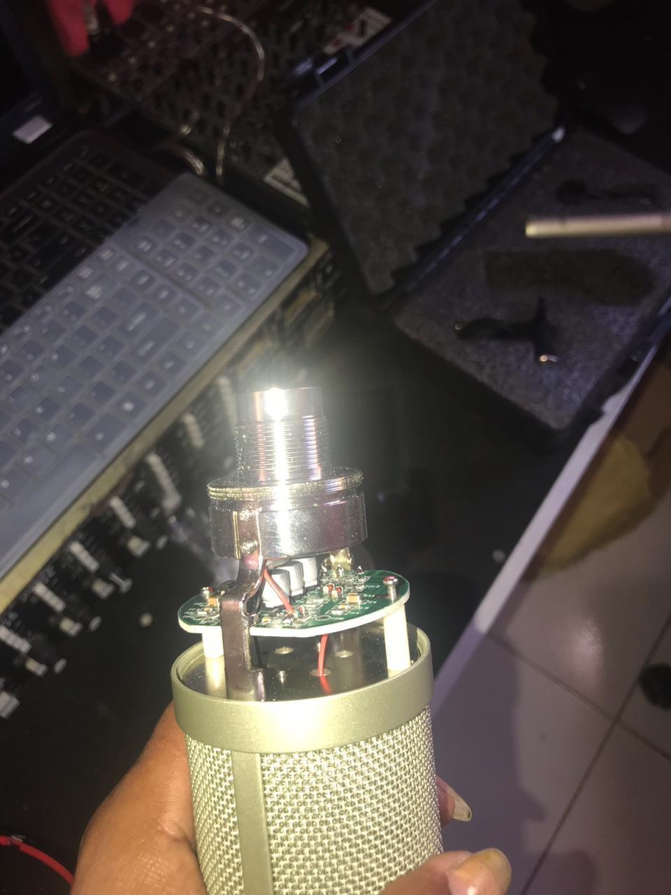 MXL 990/991 Large & Small Diaphragm Condenser Microphone Bundle - Champagne customer photo 1