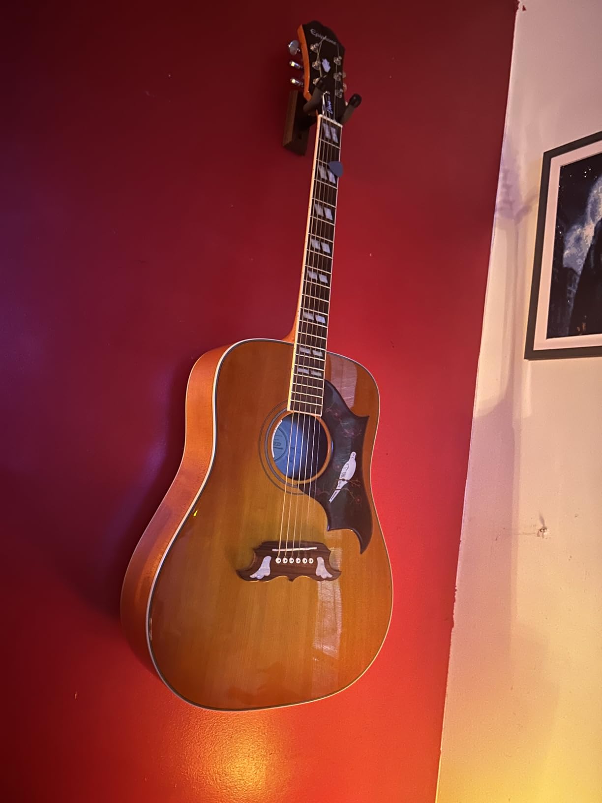 String Swing CC01KOAK Hardwood Home & Studio Guitar Hanger customer photo 2