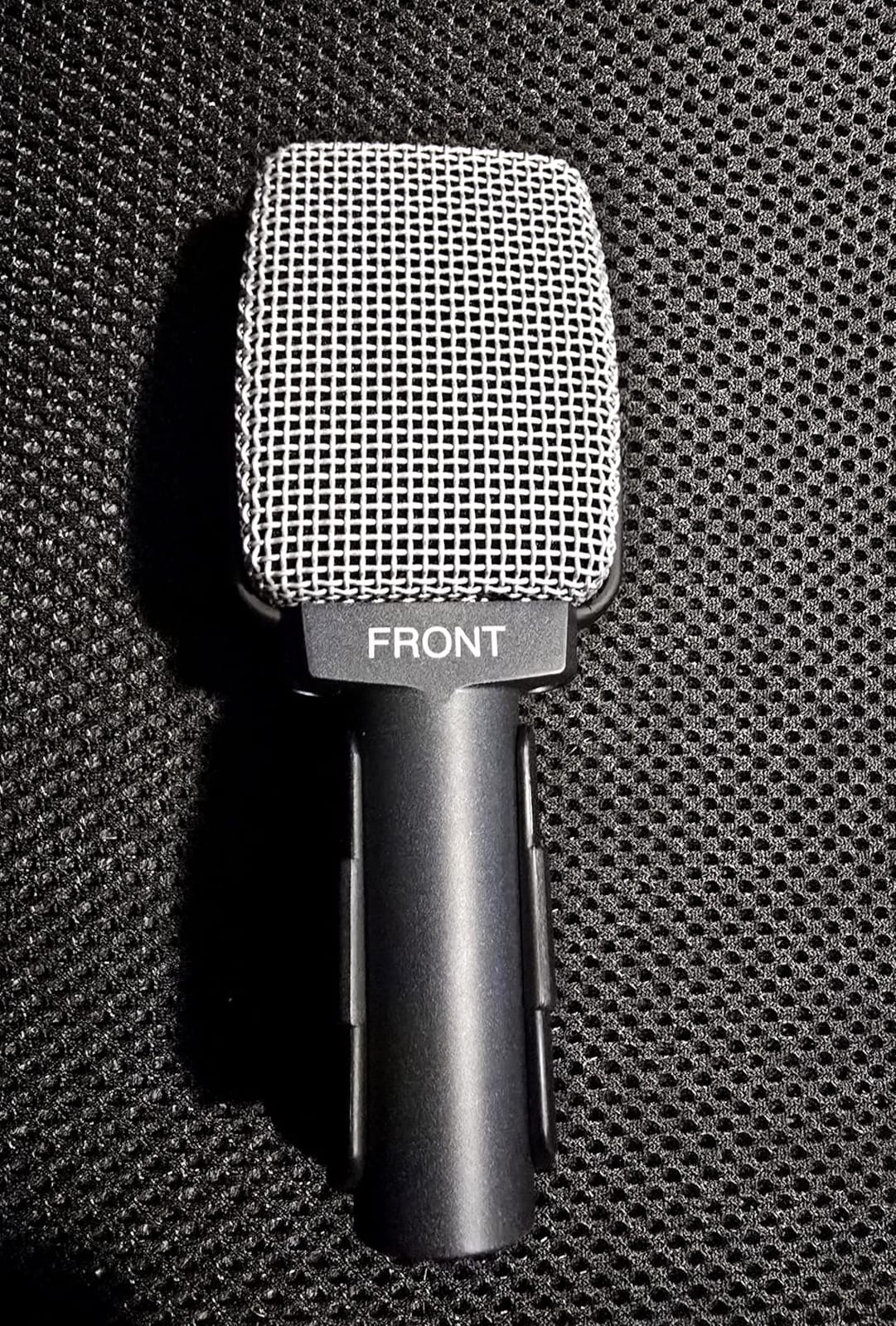 Sennheiser Professional e 609 Silver Super-Cardioid Instrument Microphone,Wired, Wireless customer photo 2