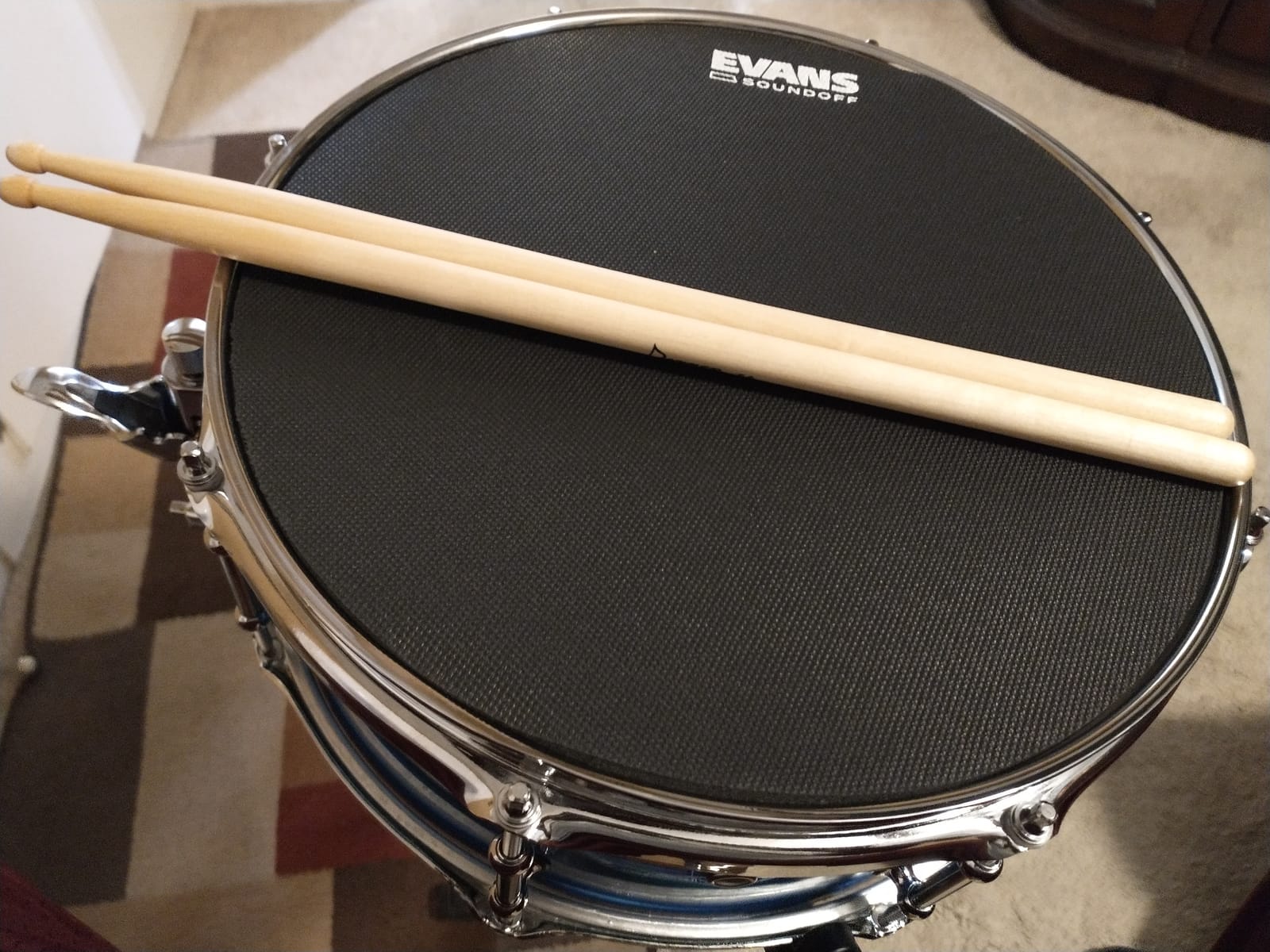 Evans Soundoff Drum Mute Pads - Full Box Drum Pad Set - Drum Mutes Pack - 4 Tom/Snares - Great for Silencing Drum Kits to Practice - Standard Box Set - 4-Pack customer photo 2