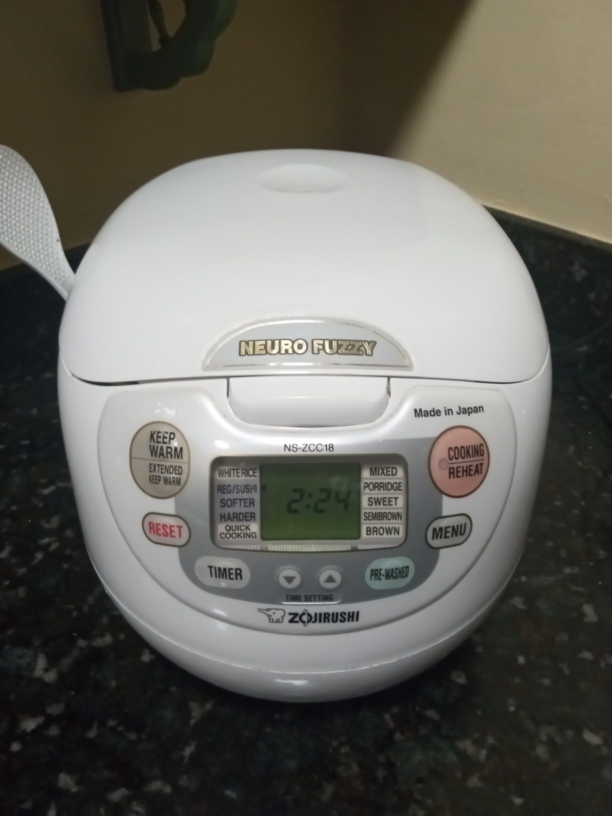 Zojirushi Neuro Fuzzy 10-Cup Rice Cooker and Warmer (Premium White) customer photo 1