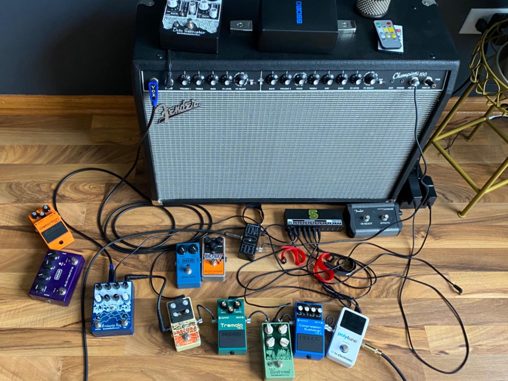 BOSS TR-2 Tremolo Guitar Pedal customer photo 1