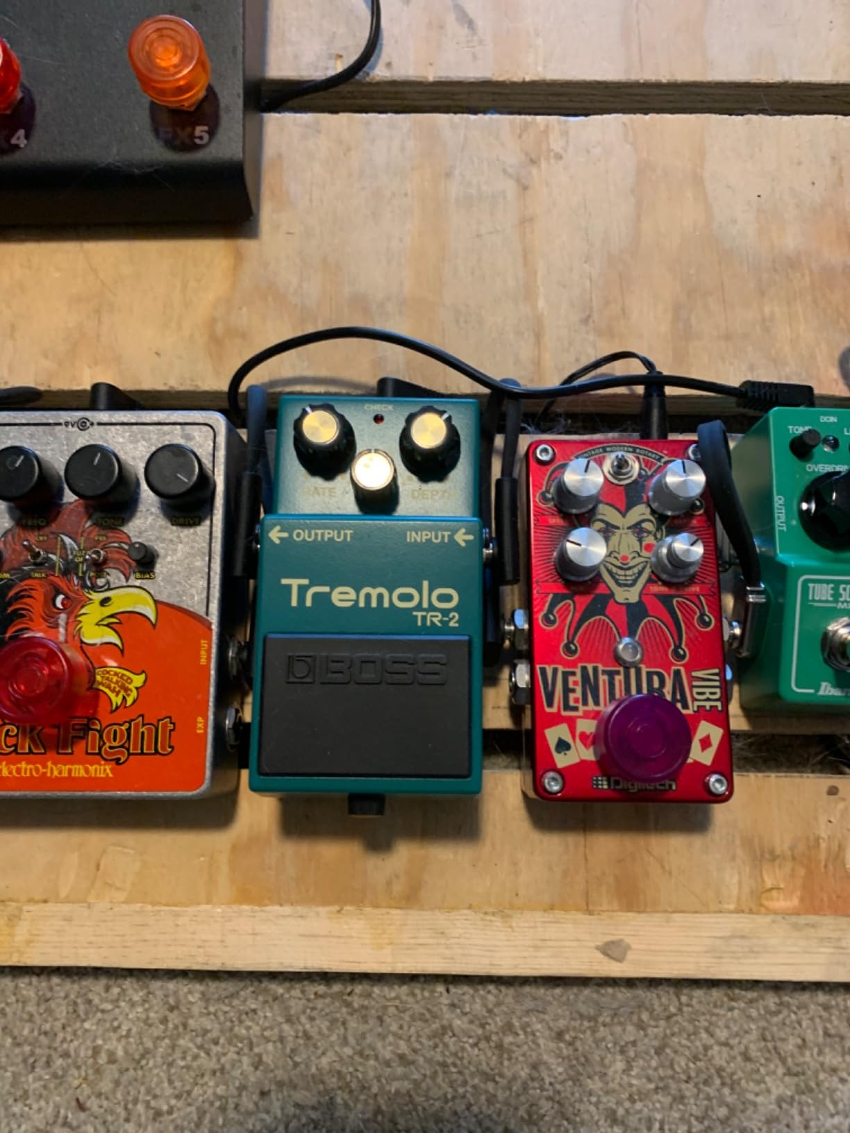 BOSS TR-2 Tremolo Guitar Pedal customer photo 2