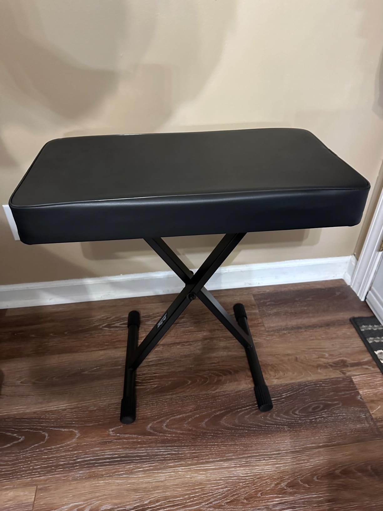 OnStage KT7800+ Deluxe X-Style Keyboard Bench (Portable, Folding, Seating for Keyboards, Synths, Organs, Digital Pianos, Height Adjustable, Padded, Cushioned, Metal Base, Nonslip Rubber Feet, Black) customer photo 2