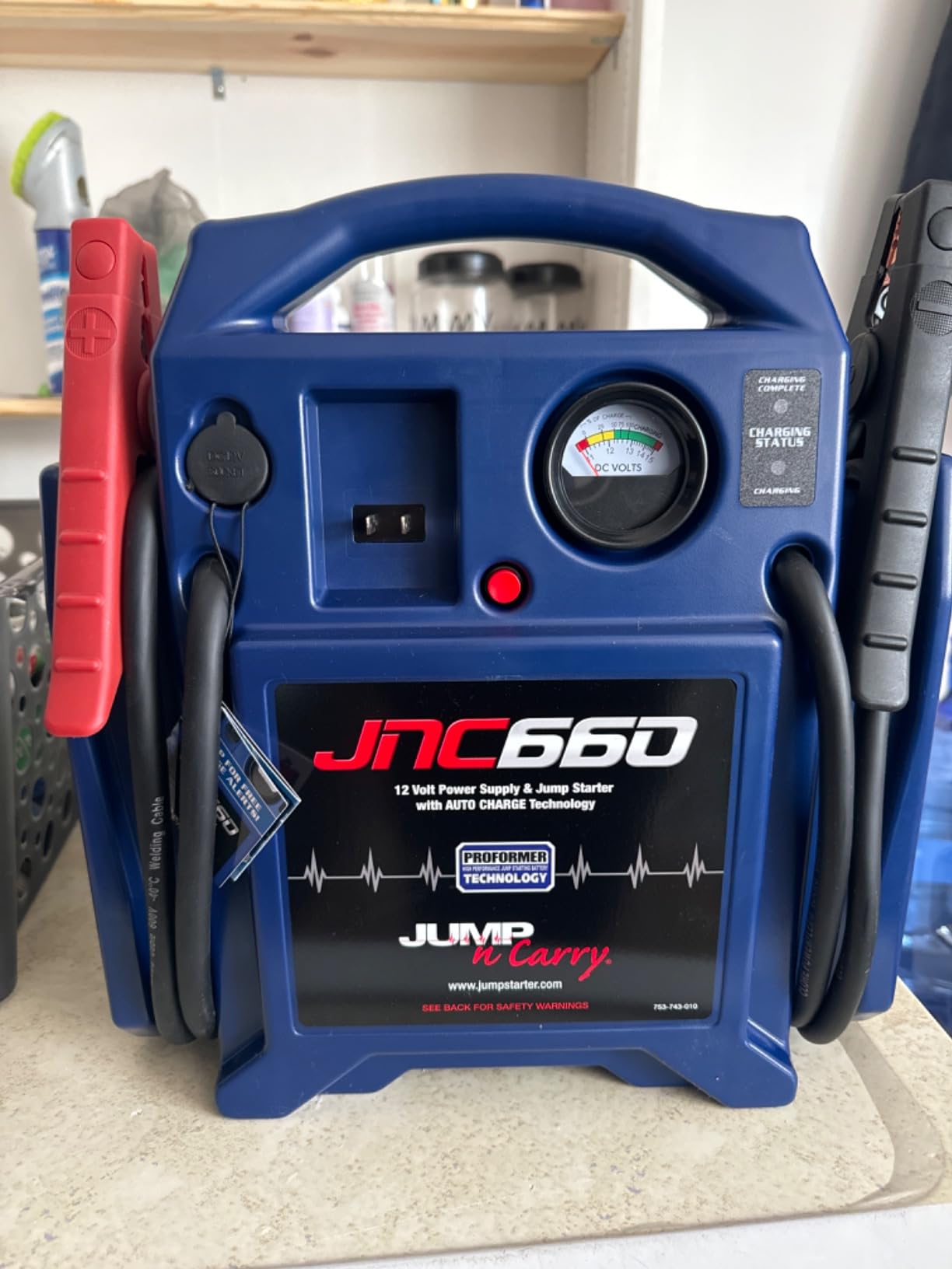 Clore Automotive Jump-N-Carry JNC660 1700 Peak Amp 12 Volt Jump Starter, Blue customer photo 2