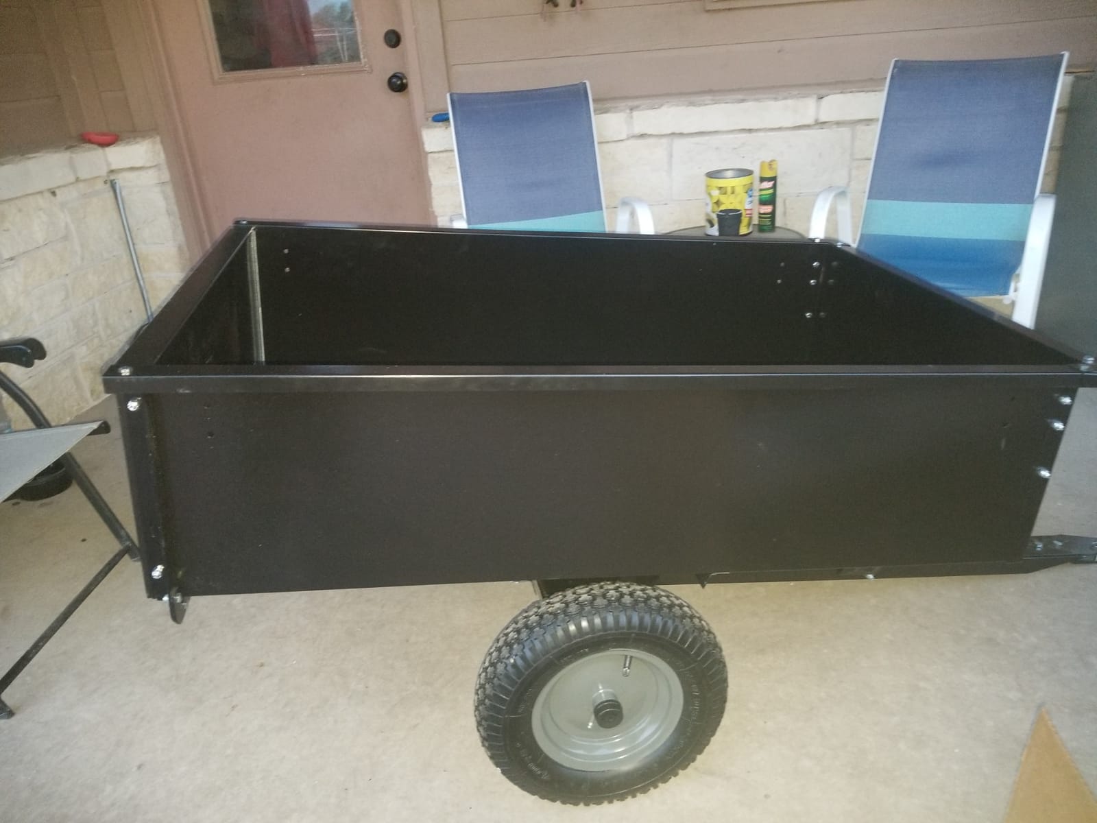 Agri-Fab Steel Utility Lawn and Garden Dump Cart for Riding Lawn Mowers, 750 lb Capacity with 12 Cu Ft Steel Bed and Pneumatic Tires customer photo 1