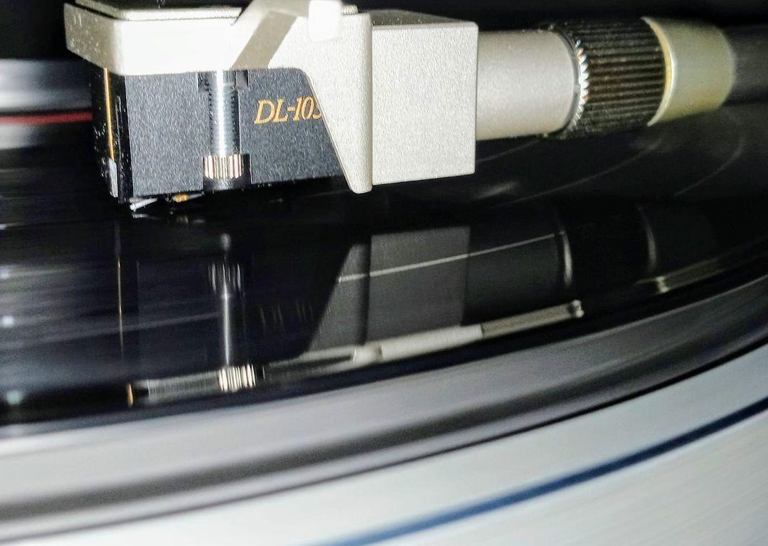 Denon DL-103R Moving Coil Turntable Phono Cartridge | Record Player Needle Replacement for Vinyl Record Player customer photo 2