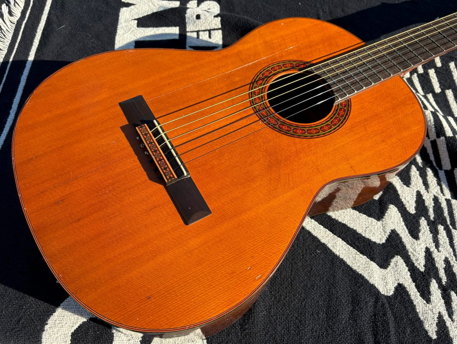 Ernie Ball 2409 Ernesto Palla Nylon Black and Gold Classical Ball End Set , Black & Gold Ball End (28-42) customer photo 2