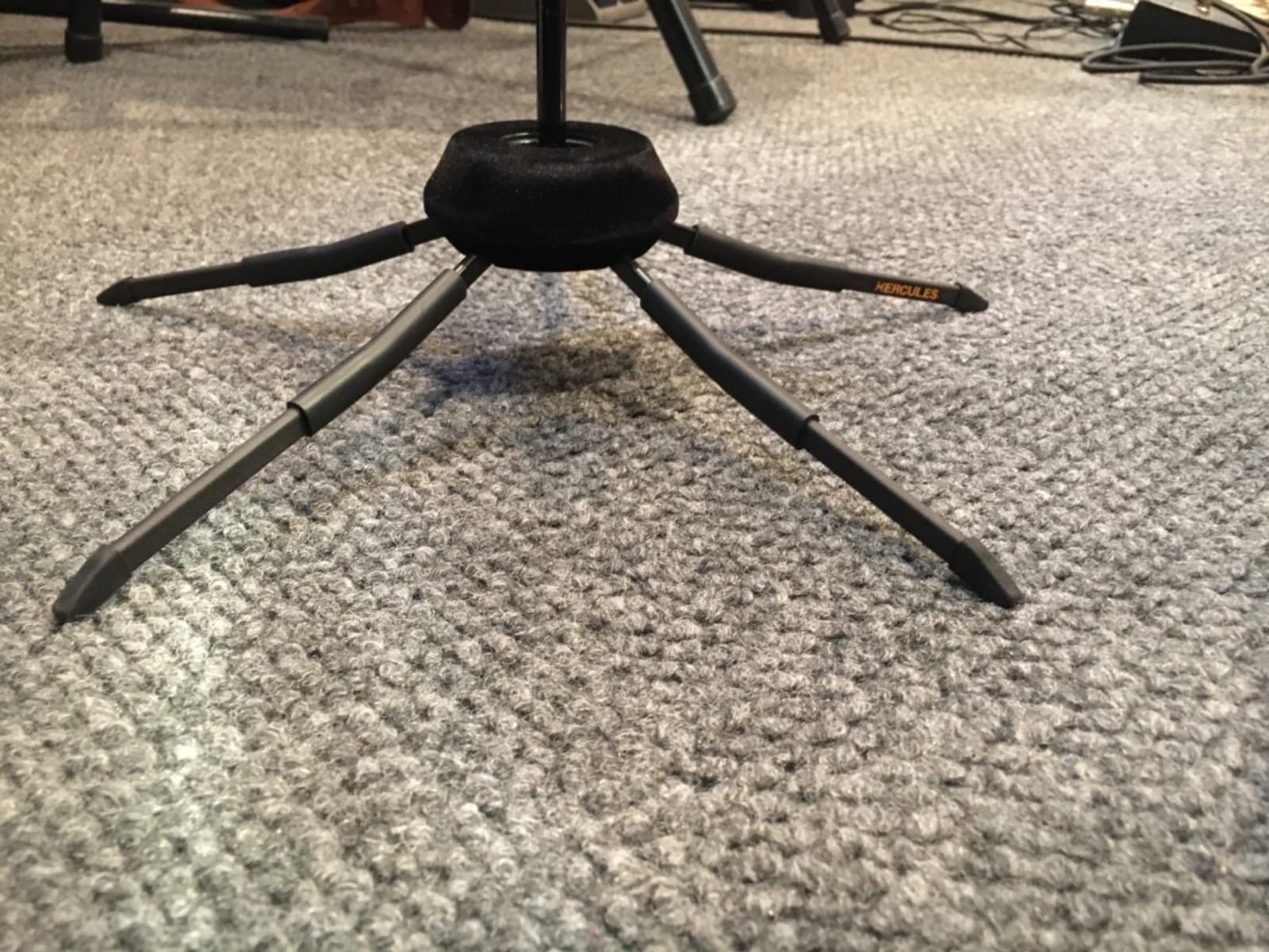 Hercules Stands DS410B TravLite Trumpet Stand customer photo 1