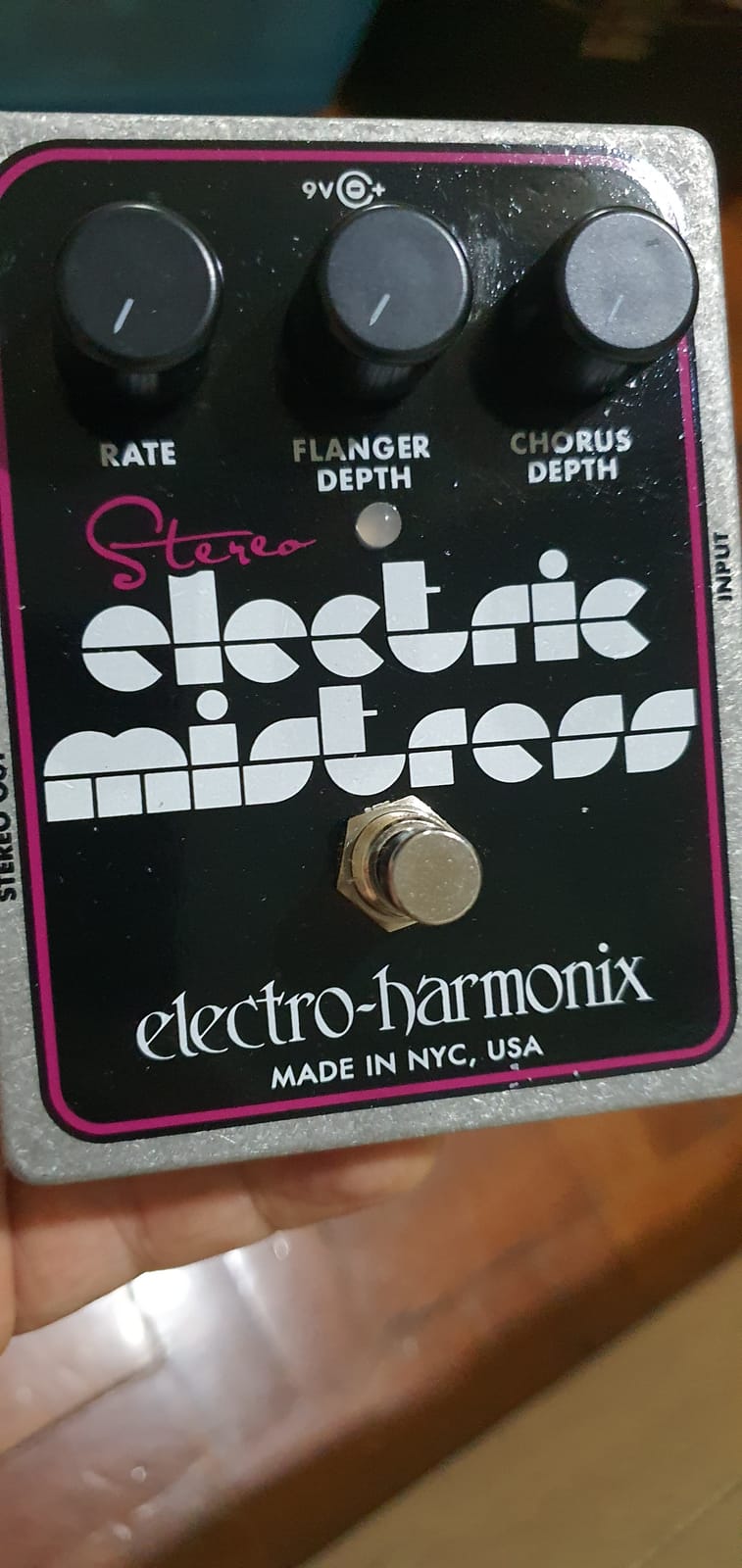 Electro-Harmonix Stereo Electric Mistress Chorus/Flanger Pedal customer photo 2