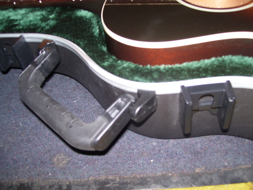 SKB 1SKB-000 Size Acoustic Shaped Hardshell - TSA Latch, Over-Molded Handle customer photo 1