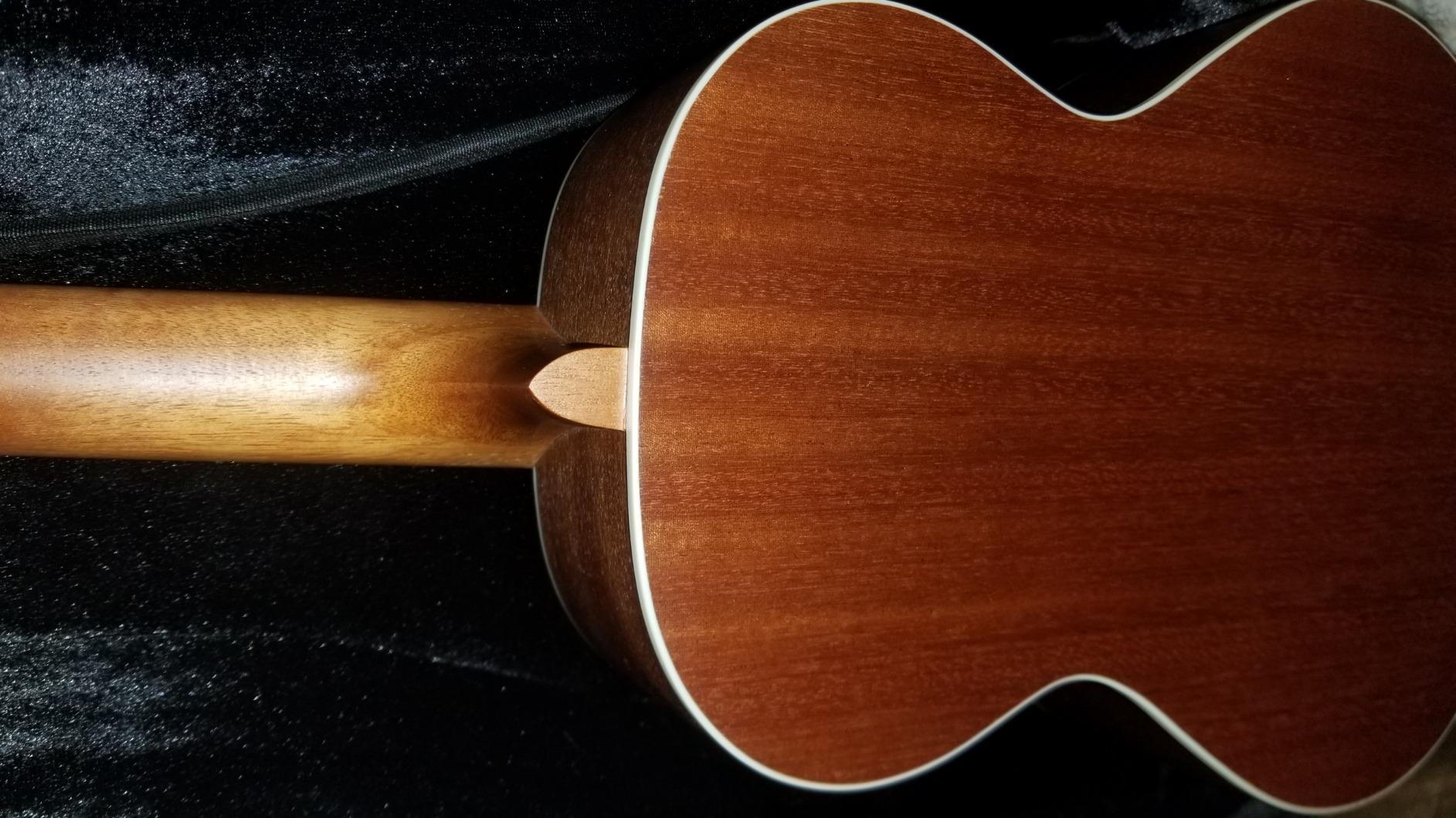 Kala KA-CE Satin Mahogany Concert Acoustic-Electric Ukulele customer photo 2